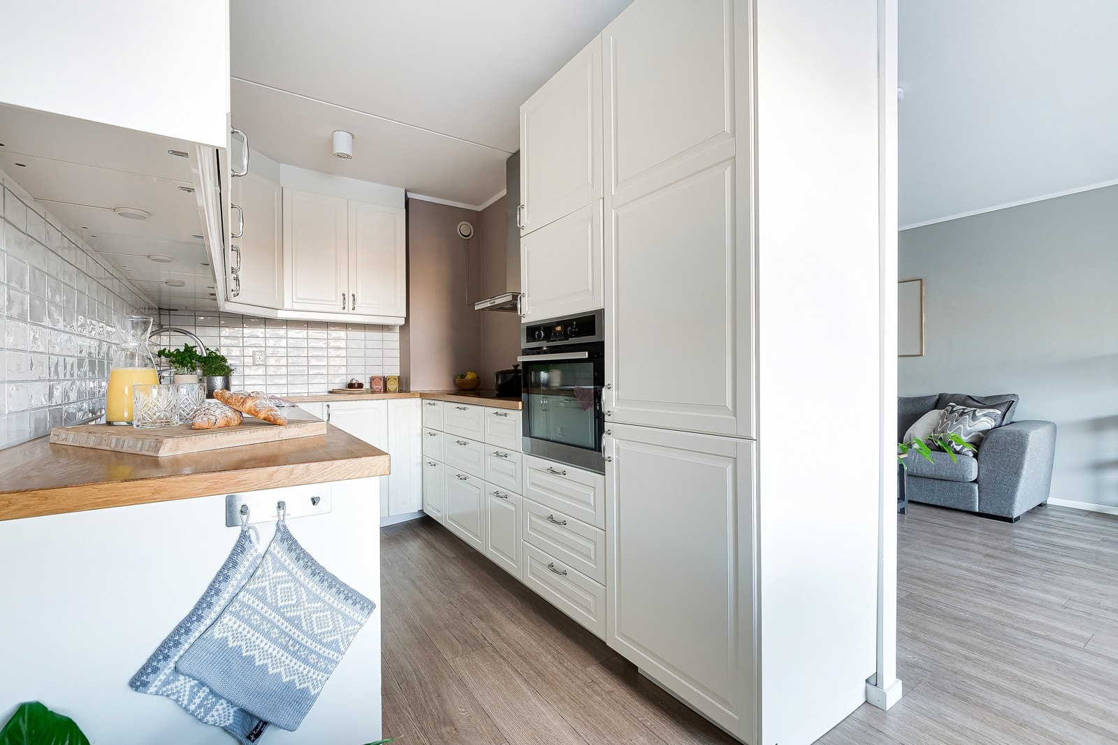 Det ble utført rørfornying med innvendig strømpe av felles avløpsrør i 2020 - Gjelder bad og kjøkken. Galleribilde