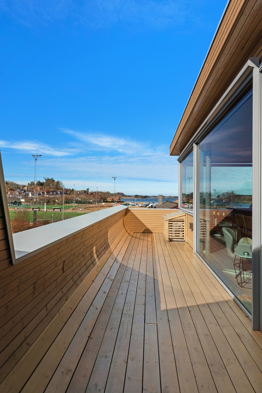 Balkong ut fra allrom i 2.etasje Galleribilde