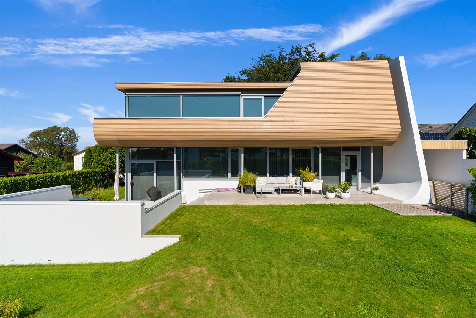 "Villa Hellearmen" av Tommie Wilhelmsen Galleribilde