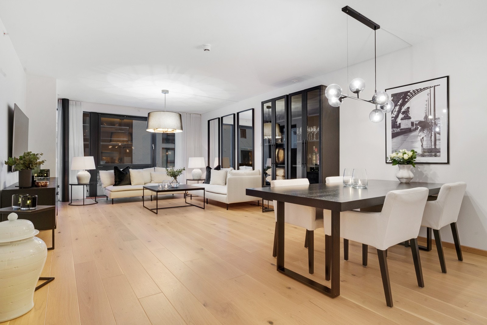 VELKOMMEN TIL RIVERSIDE 14! Galleribilde