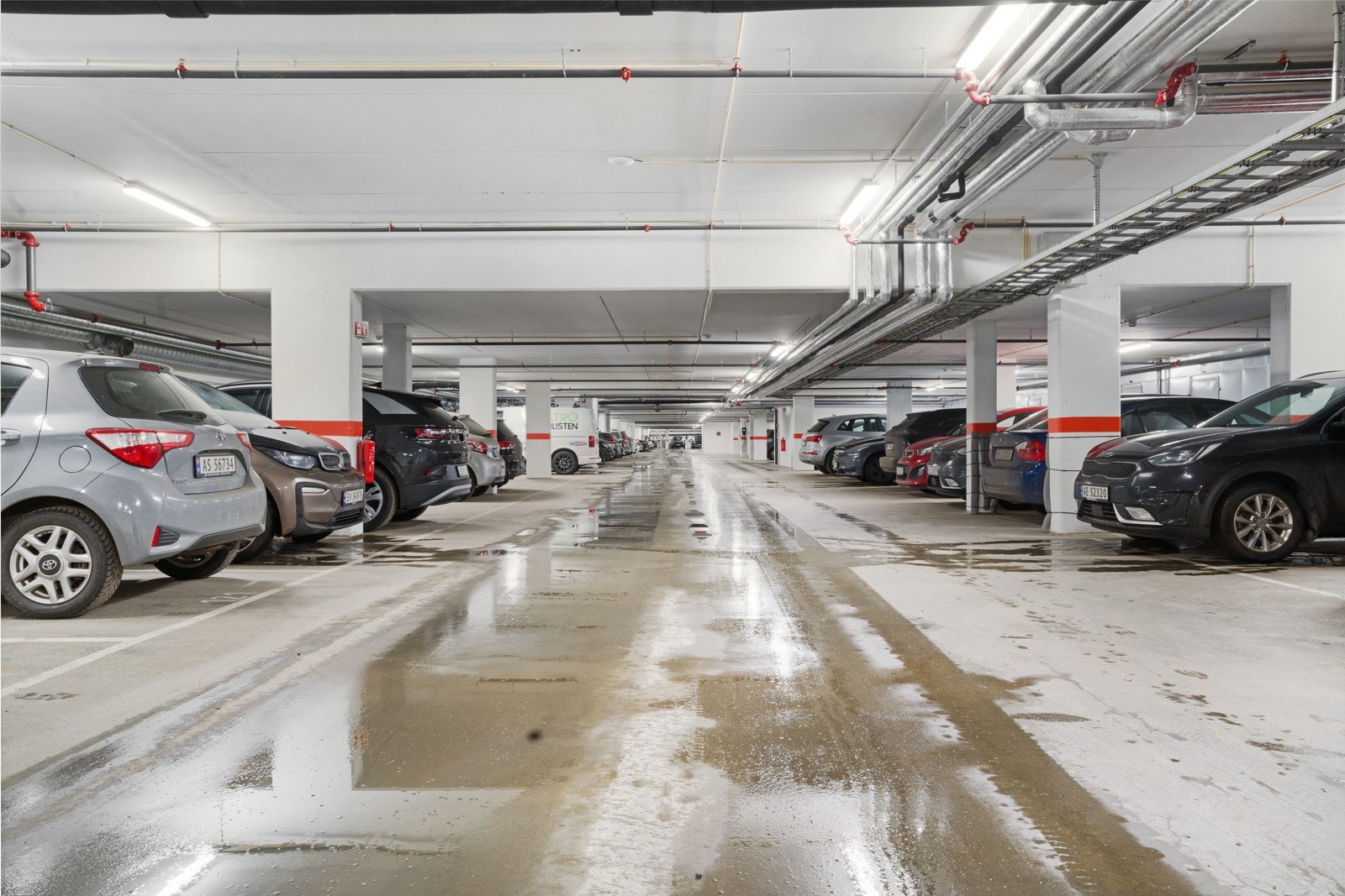 Garasjeanlegg Galleribilde