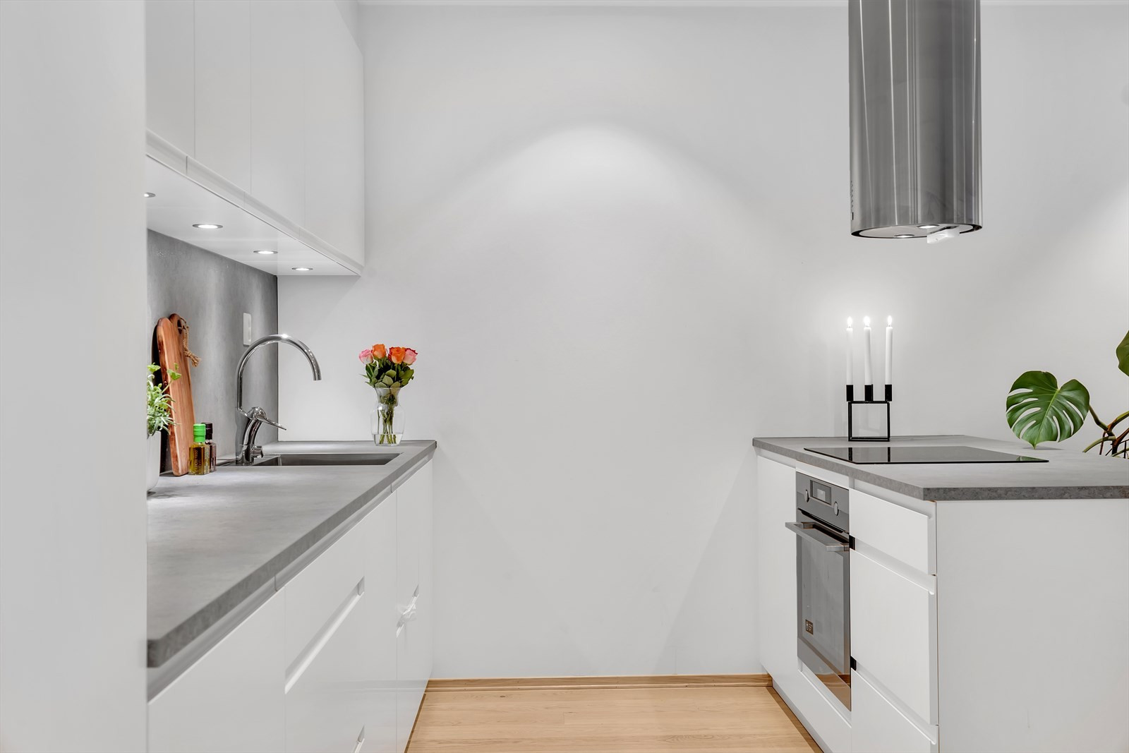 Kjøkkenøy har "barløsning" hvor man kan plassere barkrakker om ønskelig.