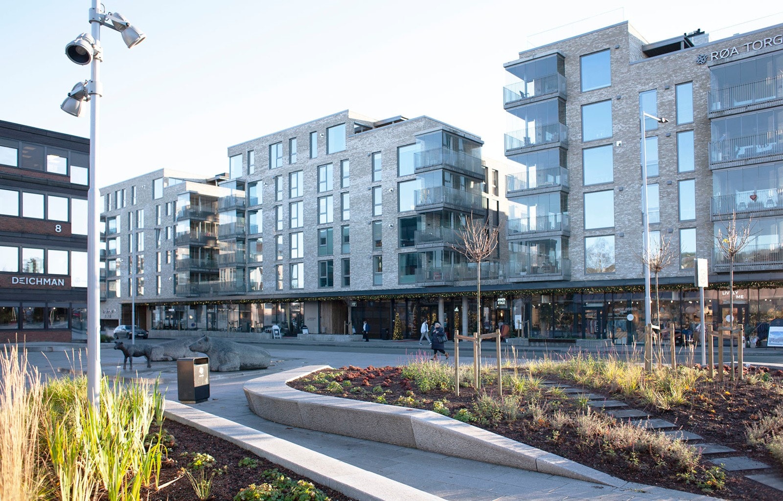 Nye Røa Torg er blitt et naturlig samlingspunkt for mange hyggelige aktiviteter. Galleribilde