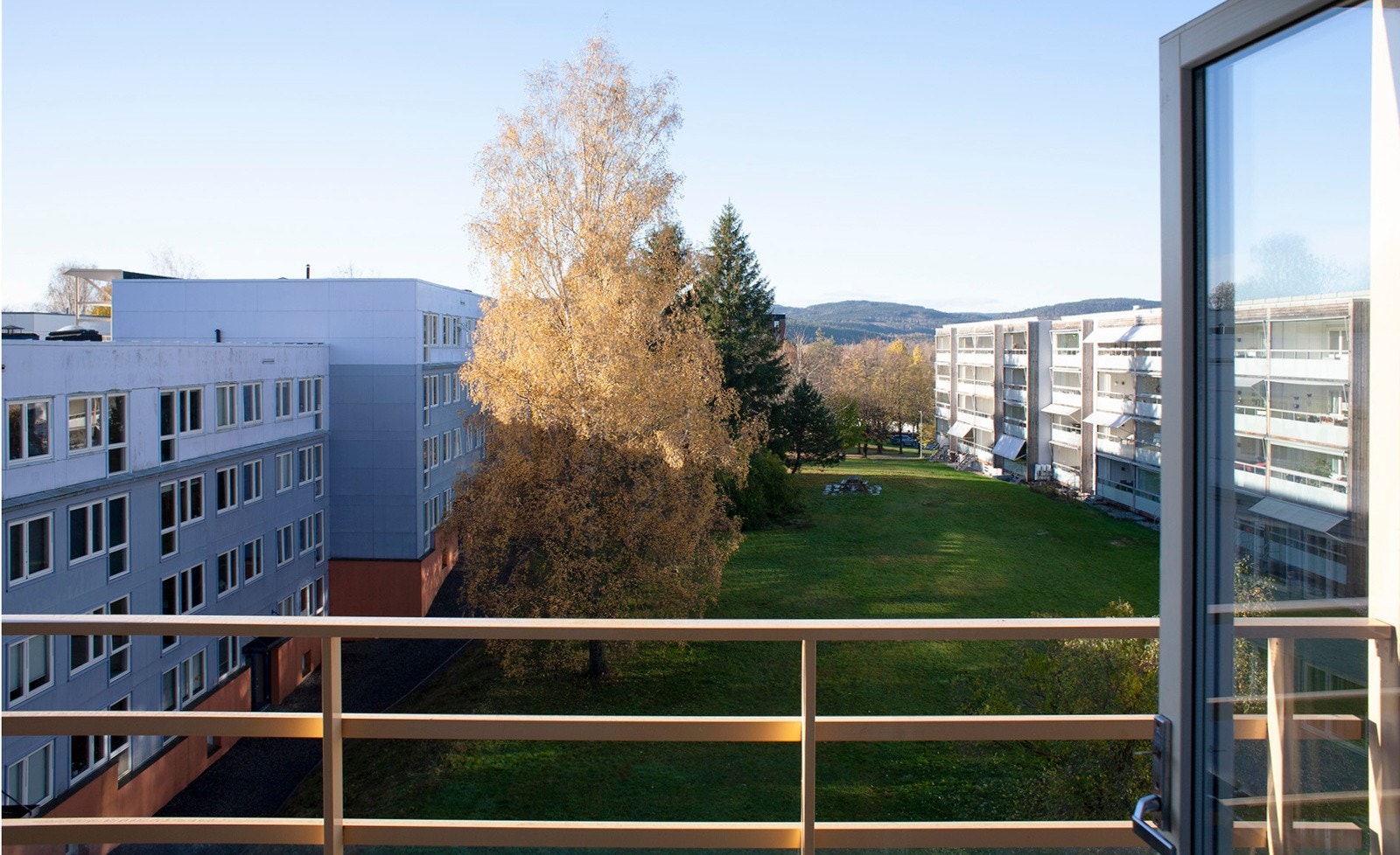 Velkommen til Hovseterveien 98, presentert av Joakim Swartling v/ EIE eiendomsmegling avd. Røa. Galleribilde