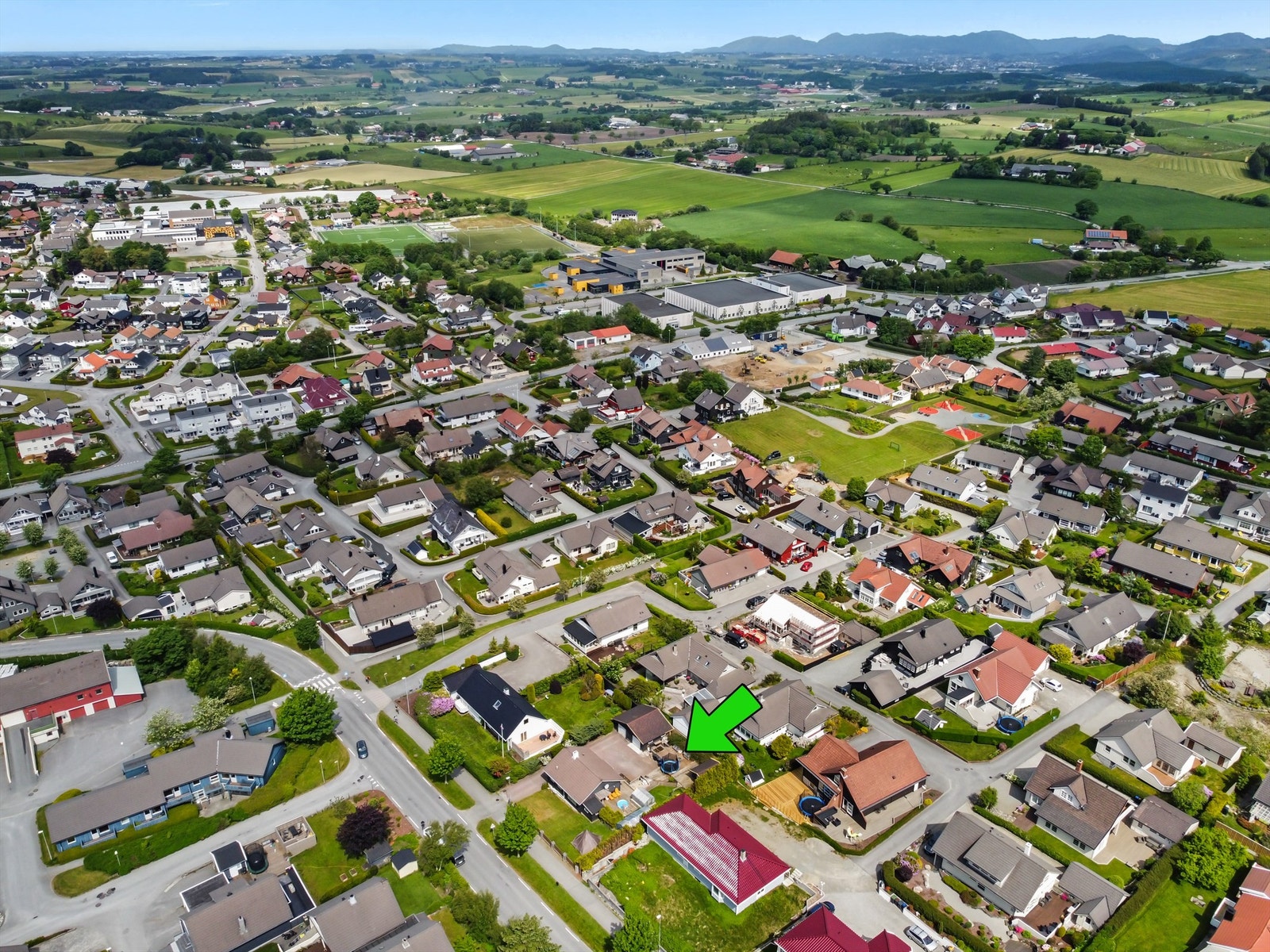 Boligen ligger flott til på Klepp med kort avstand til skoler, barnehager, butikker m.m. Galleribilde