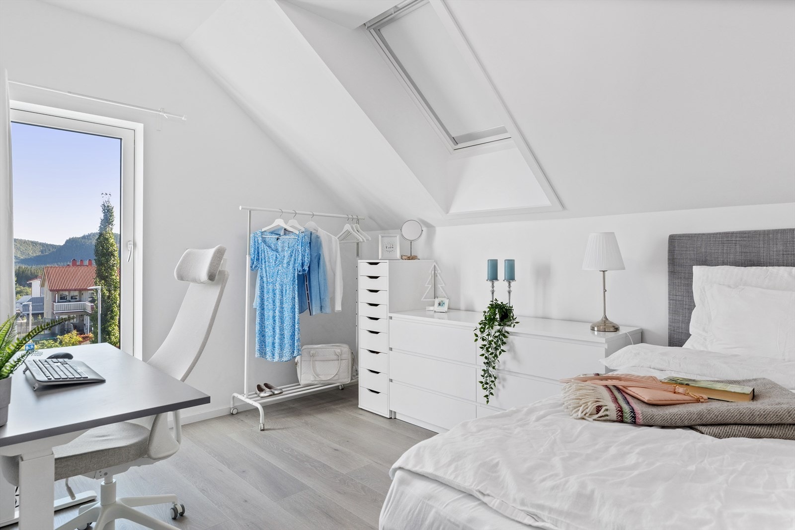 Det andre soverommet i 2. etasje er vendt mot øst Galleribilde