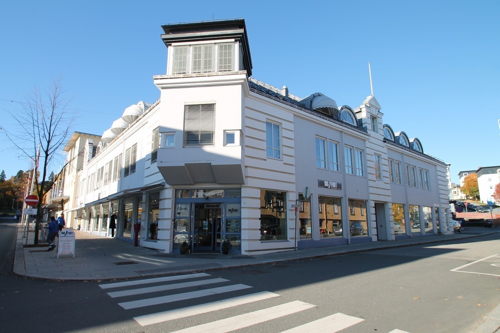 Storgata 23- med godt synlig inngang på hjørnet. Galleribilde