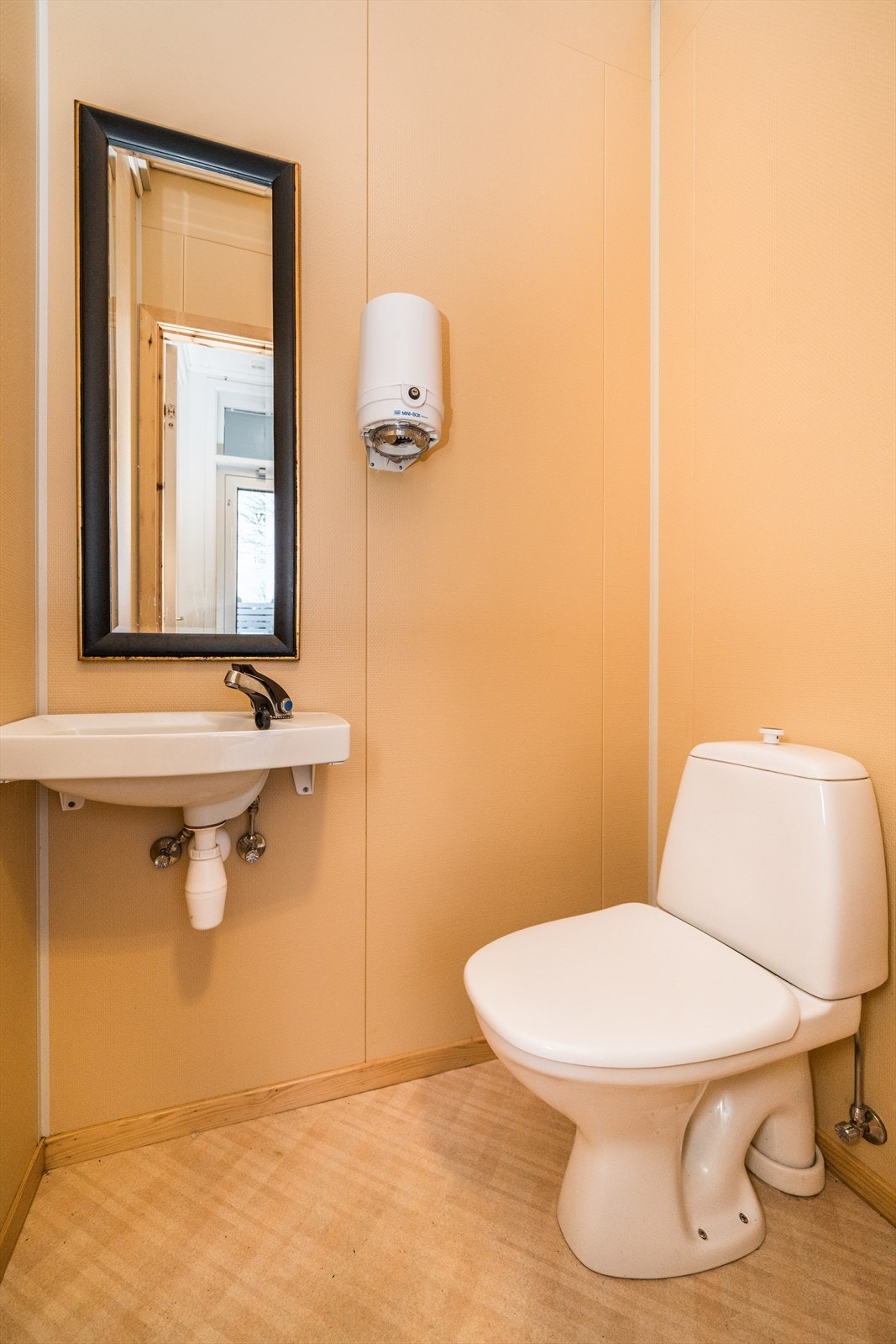 HM201928 Galleribilde