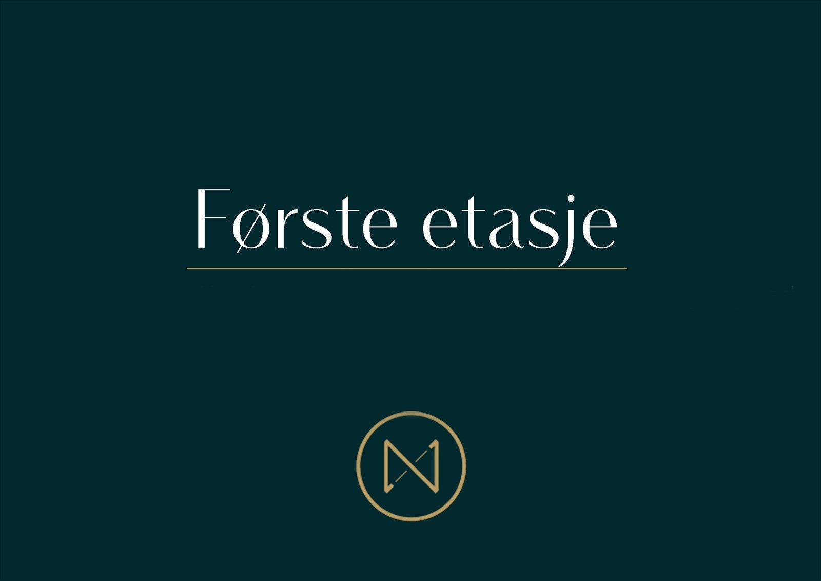 Denne flotte eneboligen byr på 236 m² fordelt over tre plan. La oss starte i første etasje. Galleribilde
