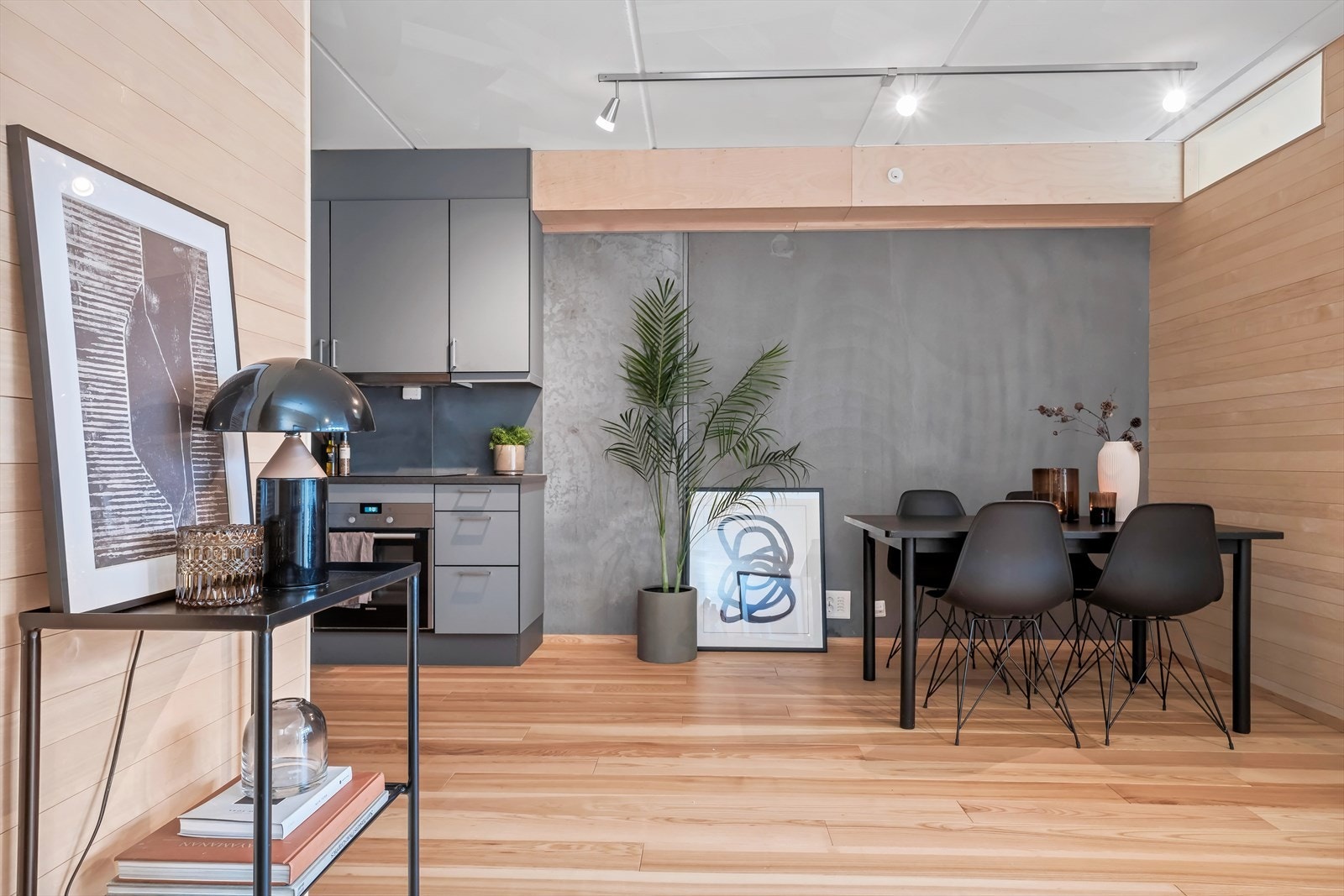 Plass til stor spisegruppe Galleribilde