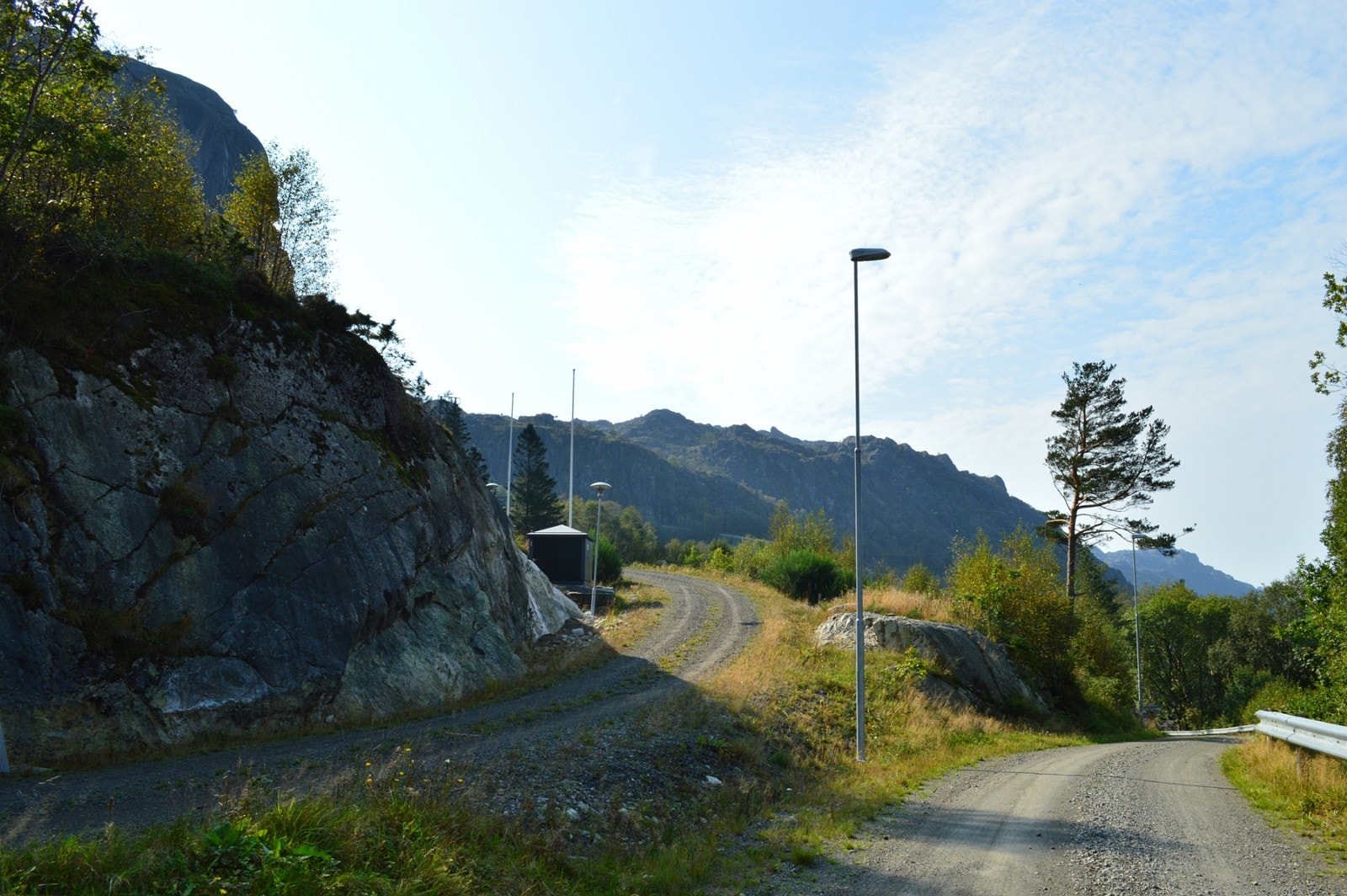 Innkjørsel til feltet Galleribilde