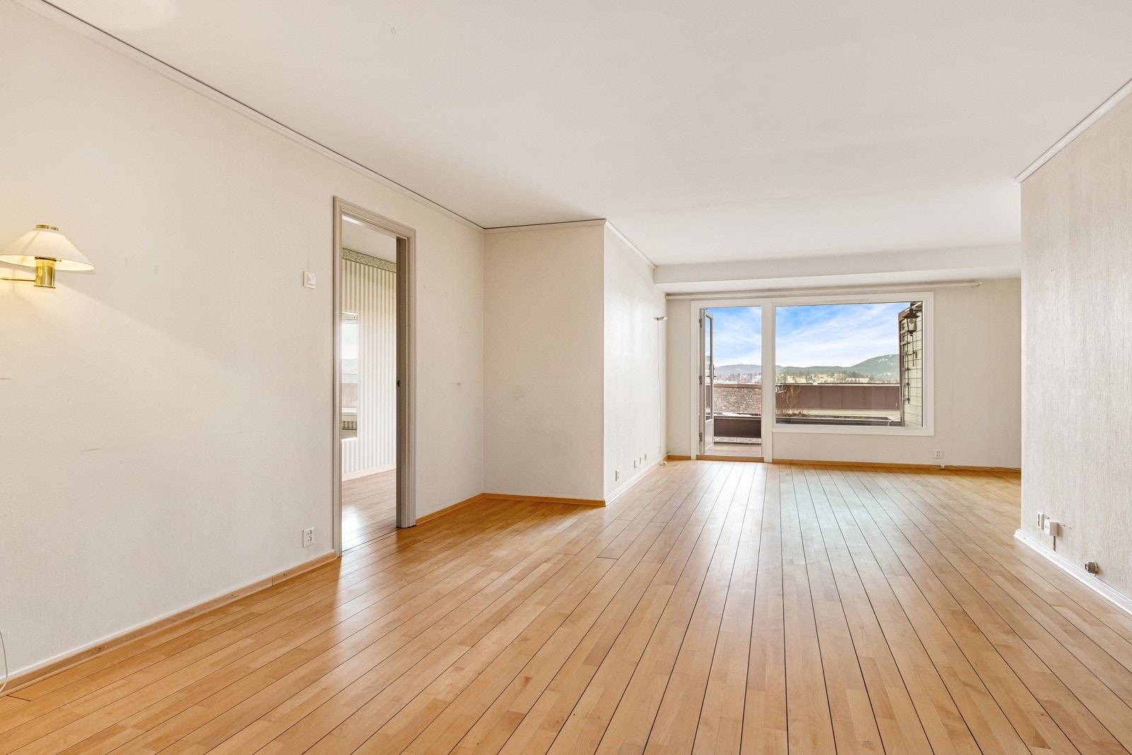 Selvaag blokkene har fordelen av mange innvendige lettvegger og plassering av vann- og avløp midt i leiligheten som gir rom for mange ulike planløsninger. Galleribilde