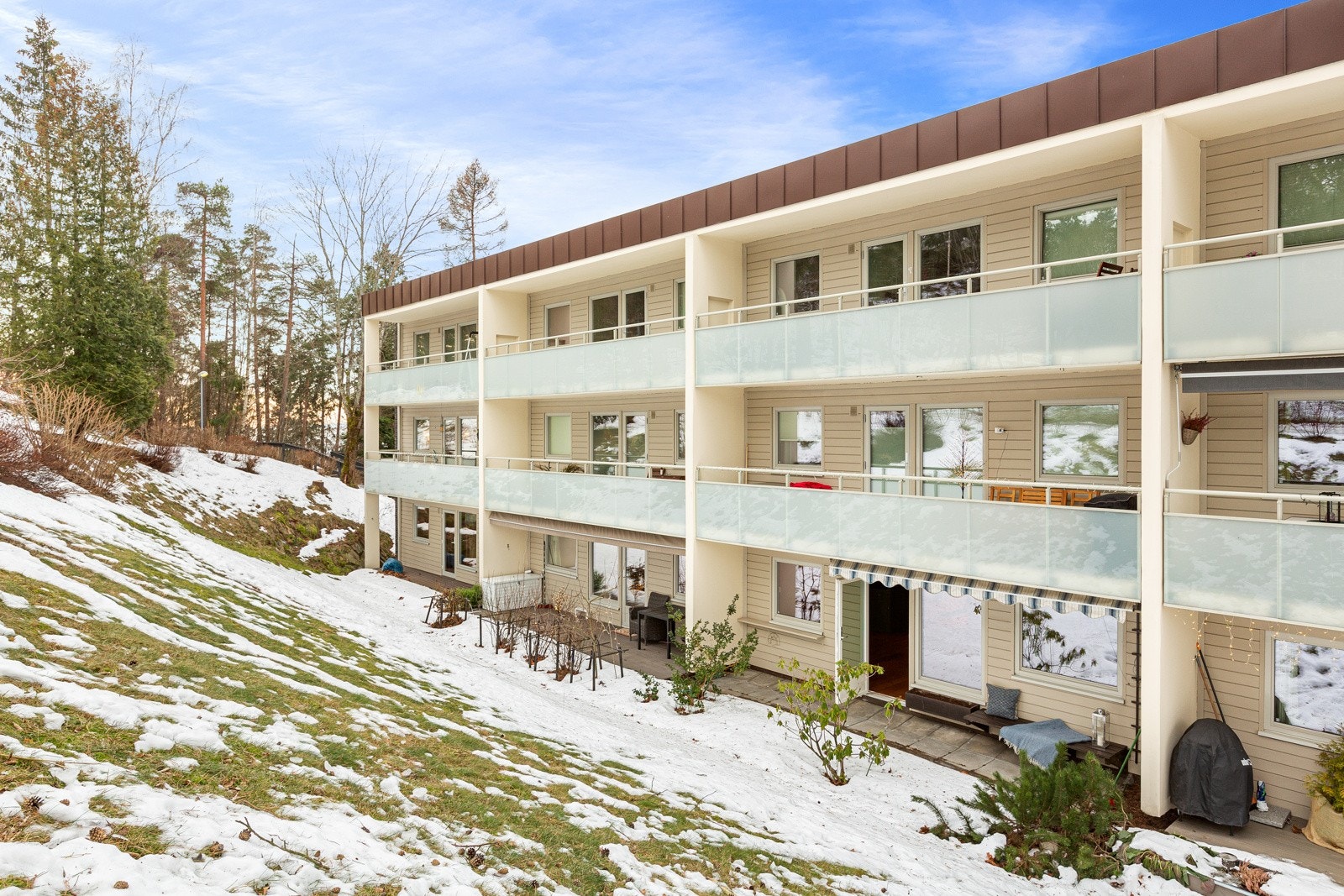 Nærområdet kan by på flotte turstier og naturopplevelser i Mærradalen samt fine turstier og skiløyper. Galleribilde