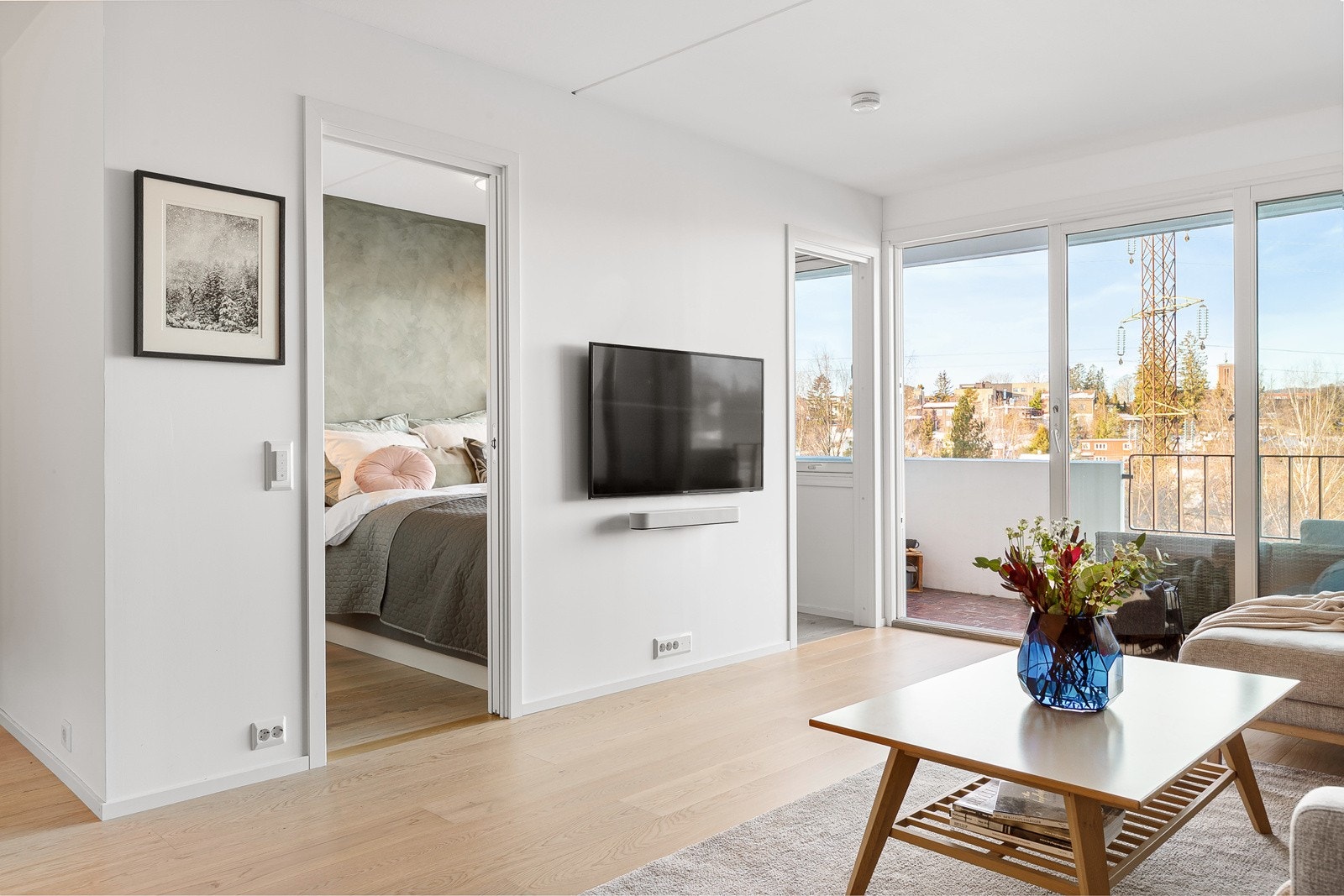 Borettslaget har inkludert tv og internett fra Telia i felleskostnadene. Galleribilde