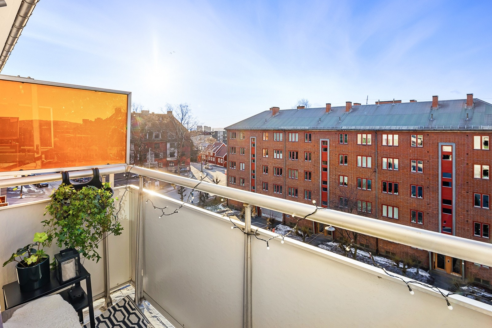 Utgang til balkongen fra stue Galleribilde