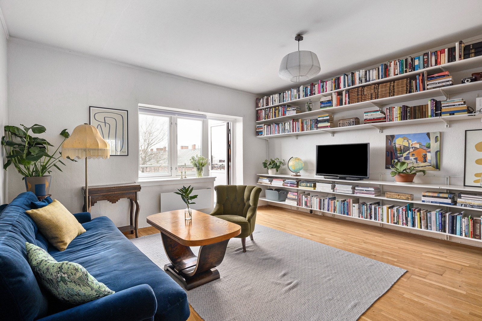 Toppleilighet i 6 etg med enkel heisadkomst opp. Galleribilde