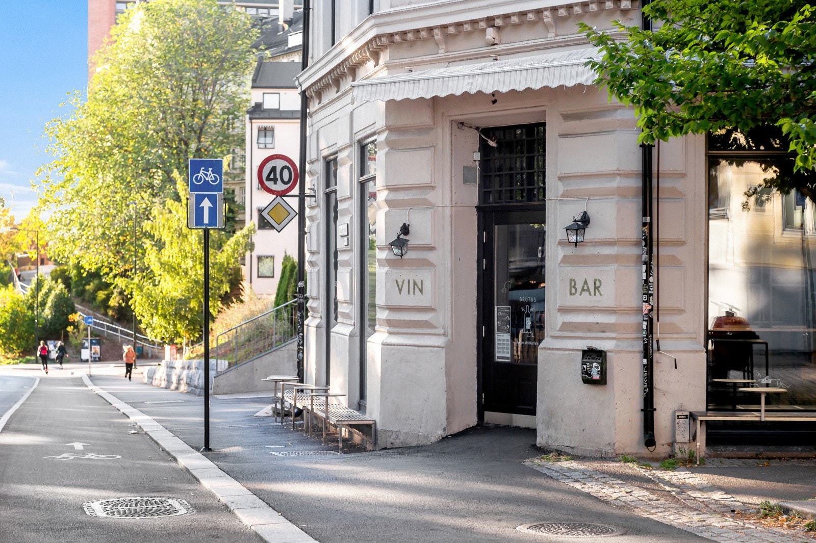 Ta turen innom Brutus! Galleribilde