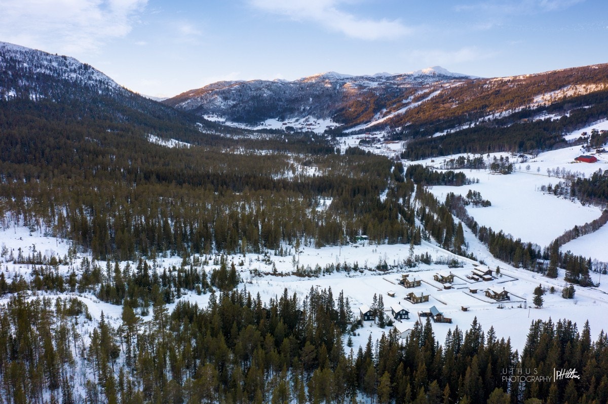 I verdiansettelsen er infrastrukturkostnader ikke medtatt, dvs. at tomtene er vurdert som råtomt slik de fremstår i dag. Galleribilde