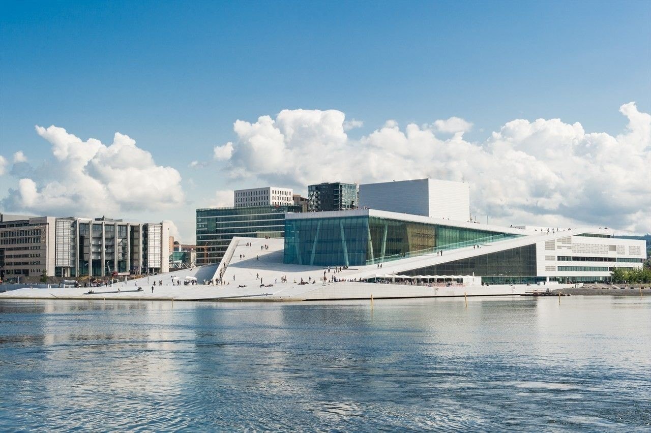 Gangavstand til Operahuset i Oslo. Galleribilde