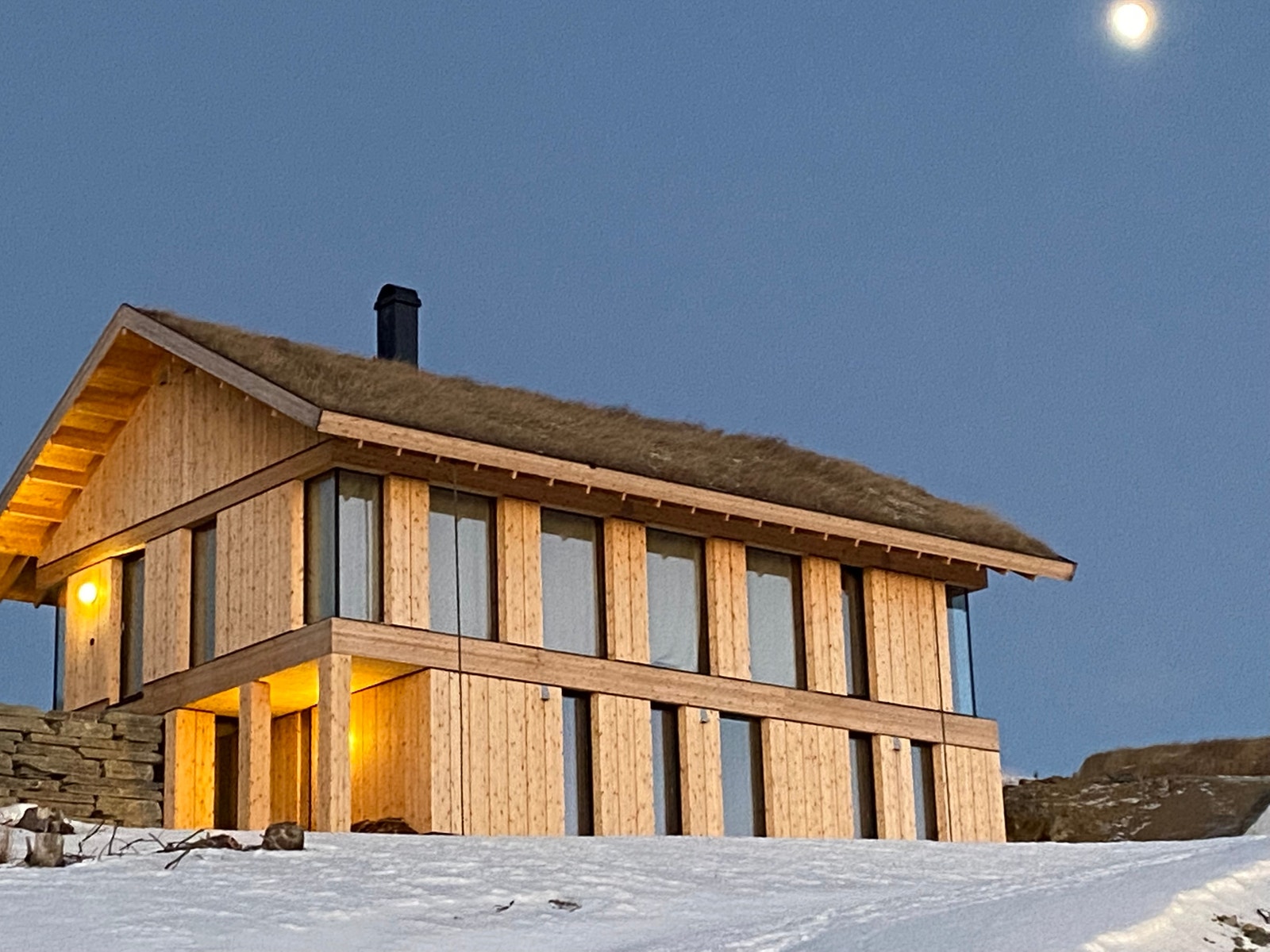 Vy 19 hytte med sokkel Galleribilde