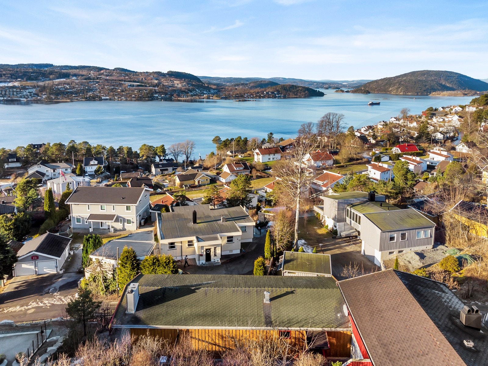 Eiendommen ligger i et sentralt og attraktivt boligområde på Sogsti i Frogn kommune Galleribilde