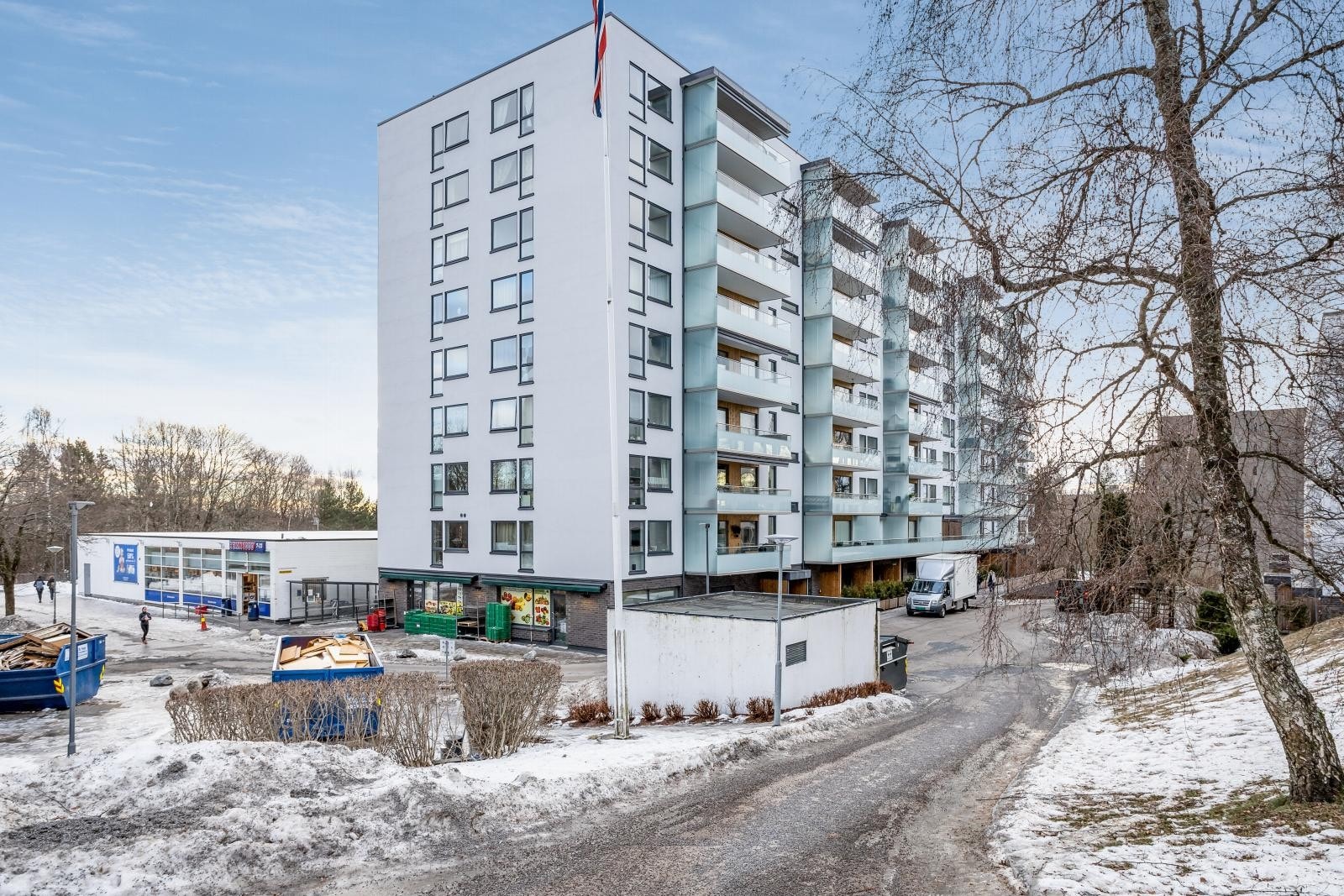 Velkommen til visning i Hovseterveien 68J. - Trykk på "360grader visning" for å se dronefoto av nærområdet. Galleribilde