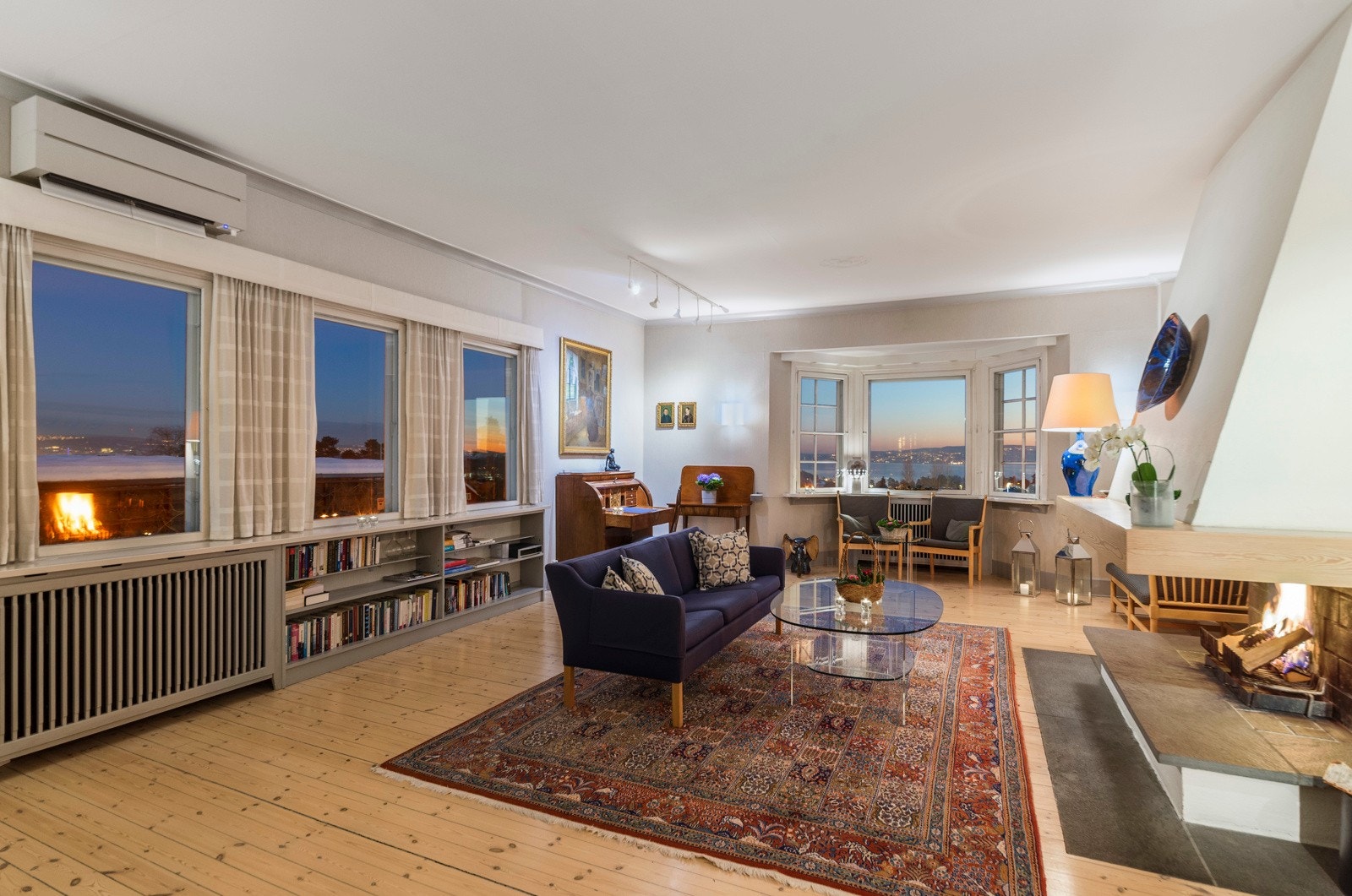 Kveldsbilde som viser den fine utsikten Galleribilde