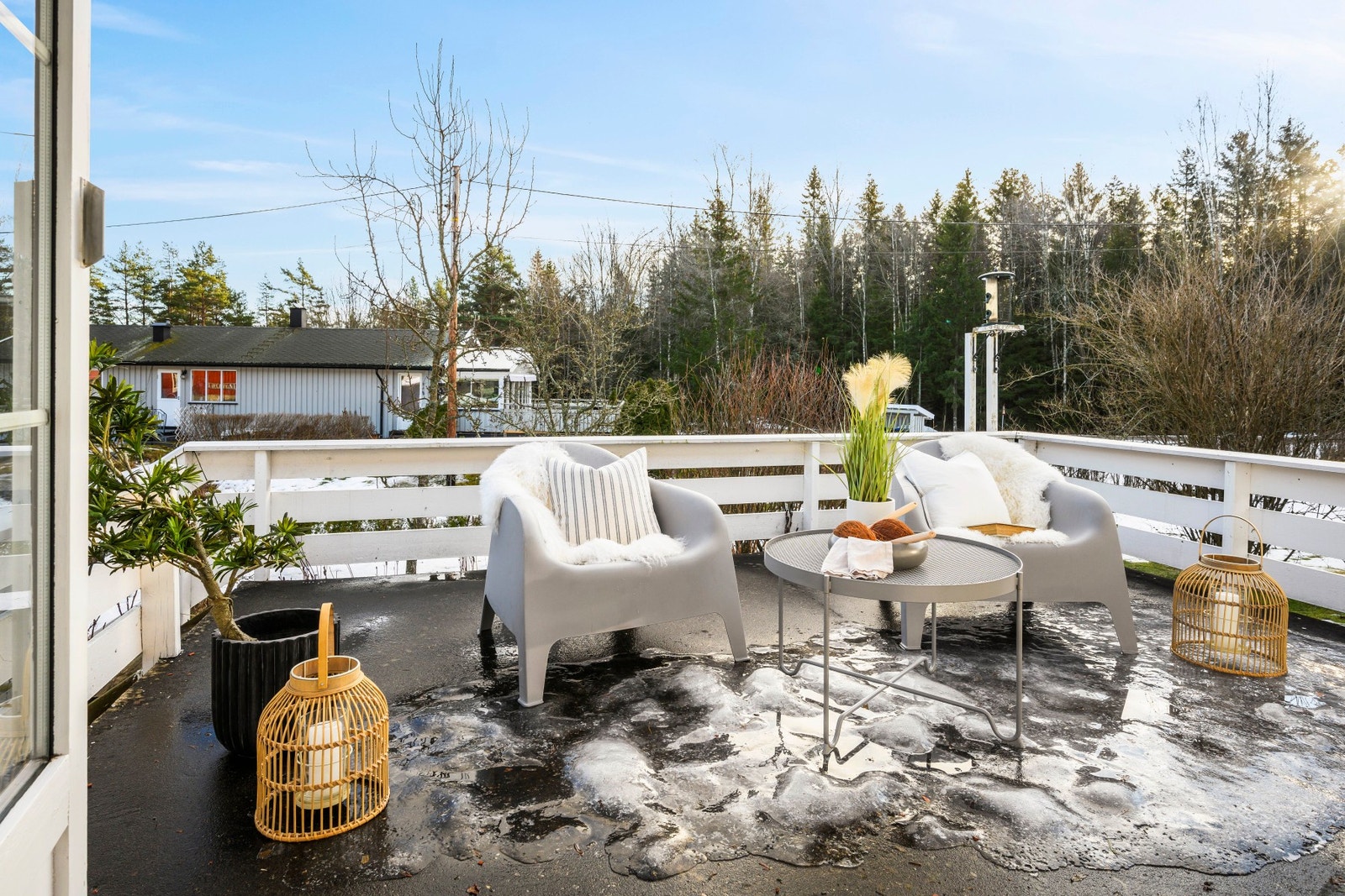 Terrasse. Galleribilde