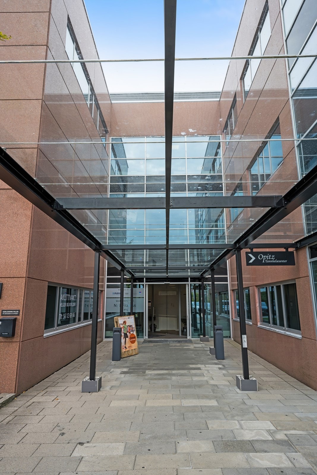 Flott inngangsparti Galleribilde