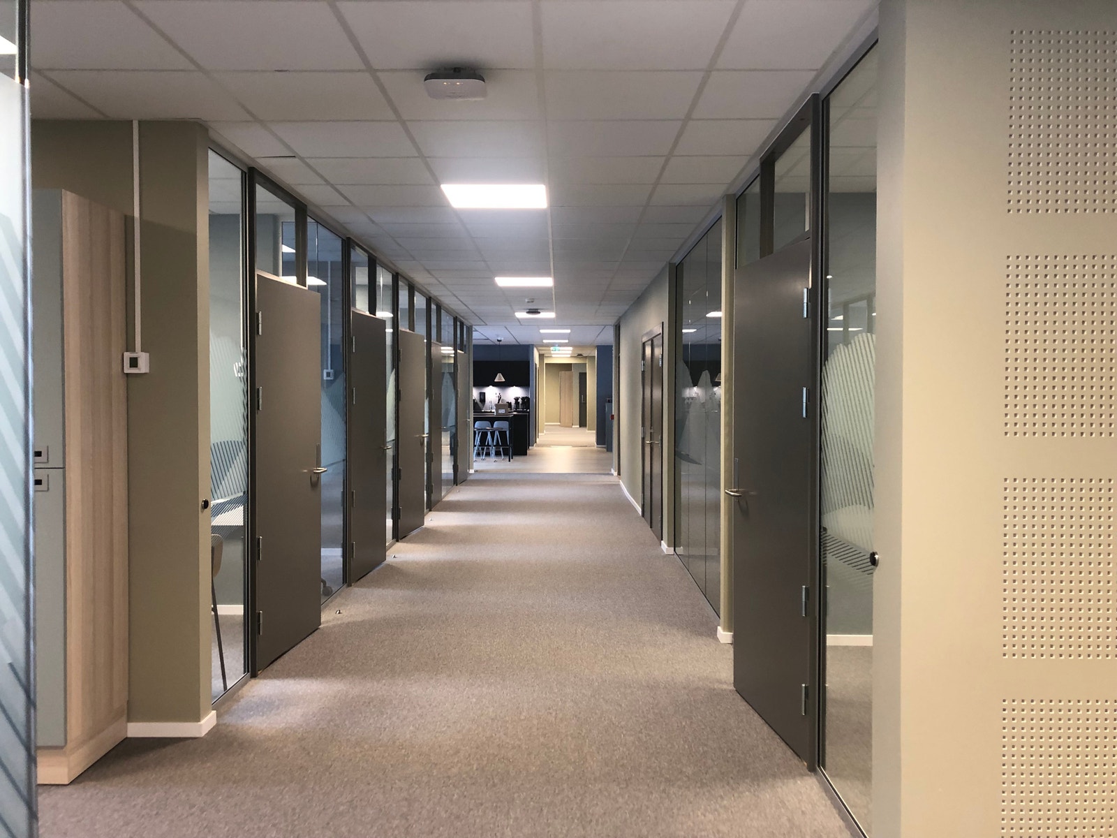 Møteromsdel i leietakers areal Galleribilde