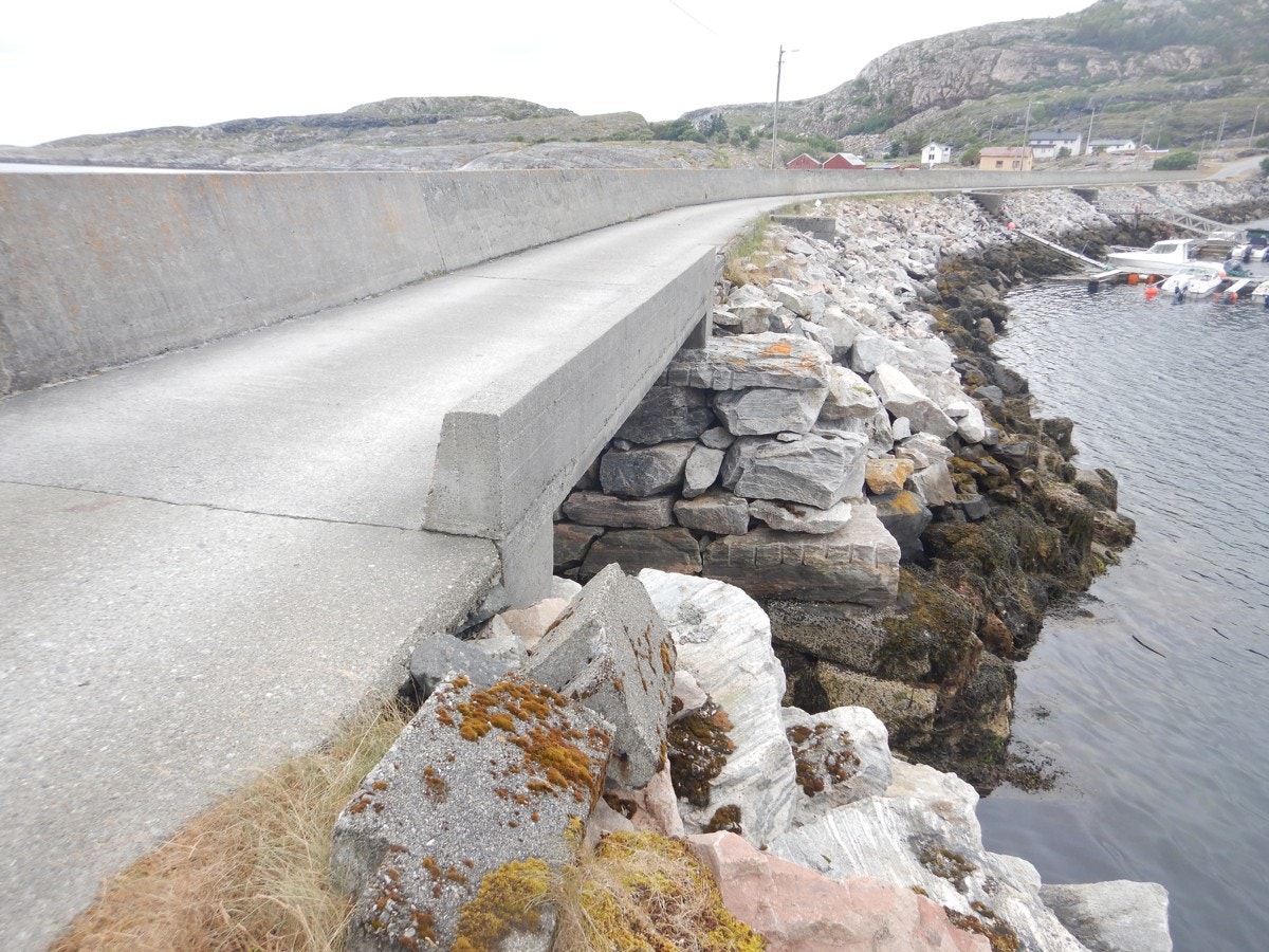Moloanlegg / fiskerihavn: Yttervågen i Osen kommune Galleribilde
