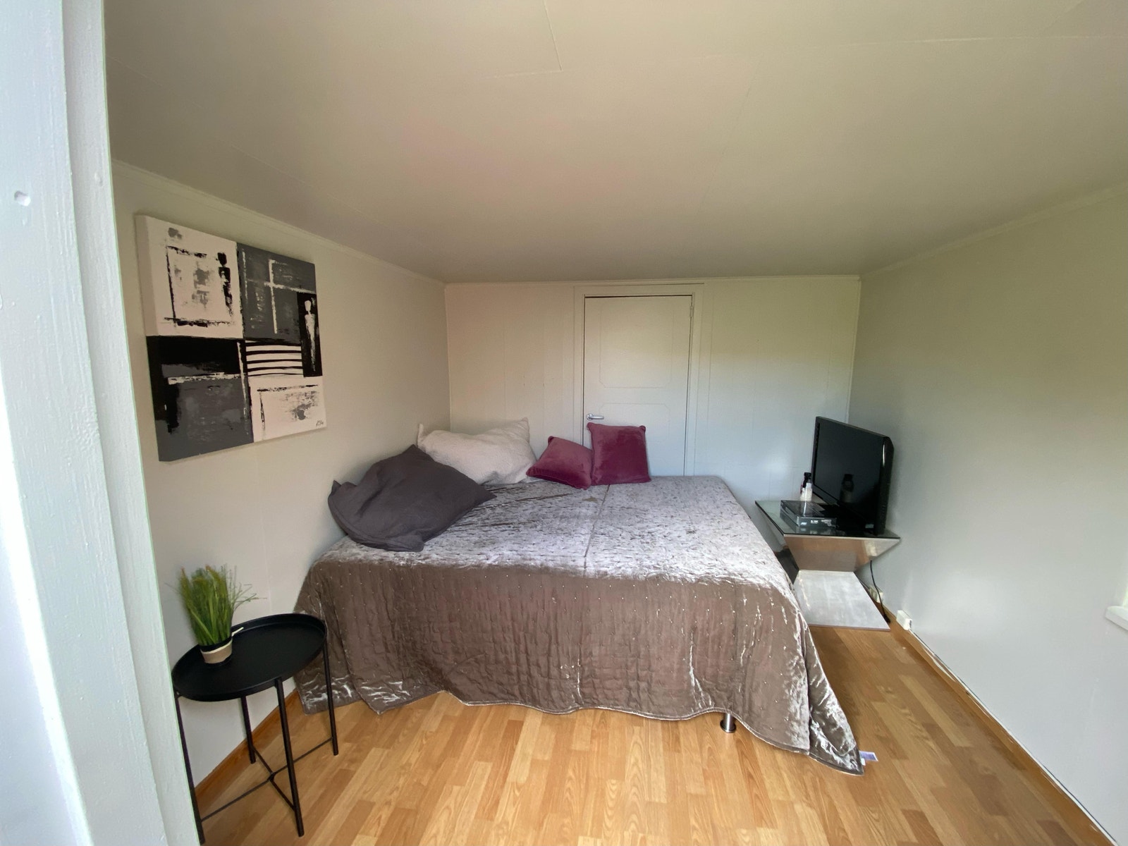 Et ekstra soverom/stuerom i anneks Galleribilde