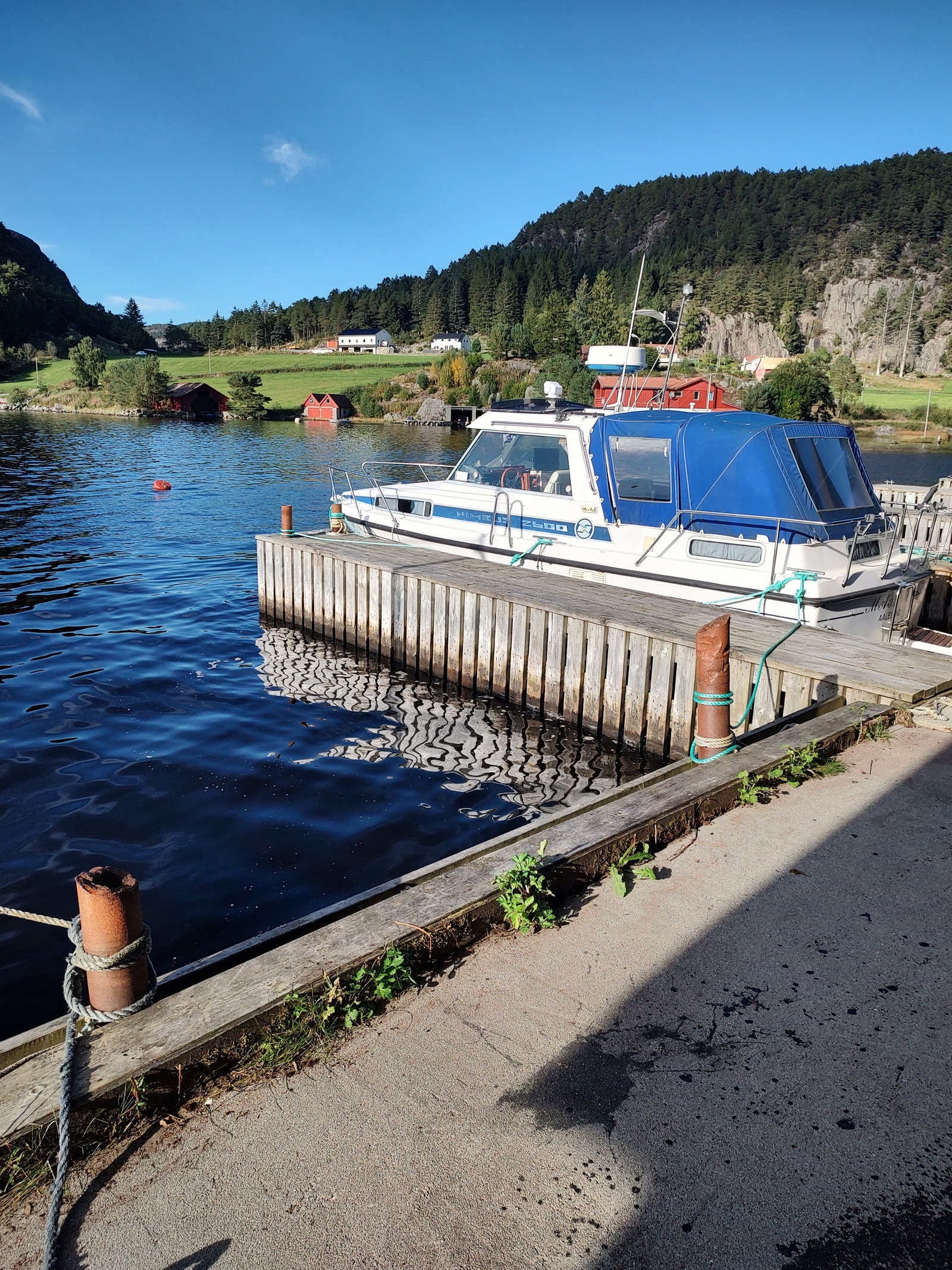 Båtplass tilhørende naustet Galleribilde