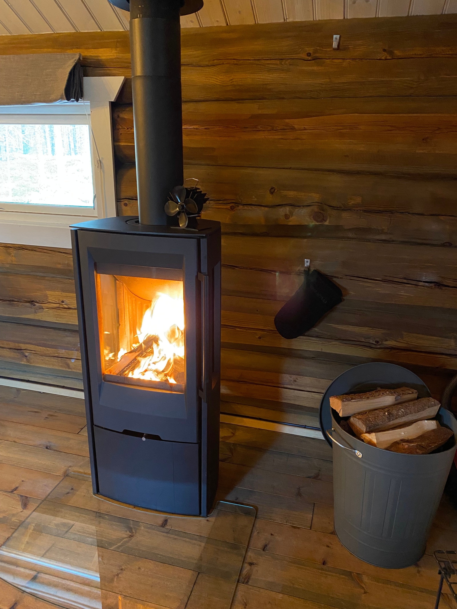 Rentbrennende peisovn fra 2020 (Terma Tech TT30G Classic) Galleribilde