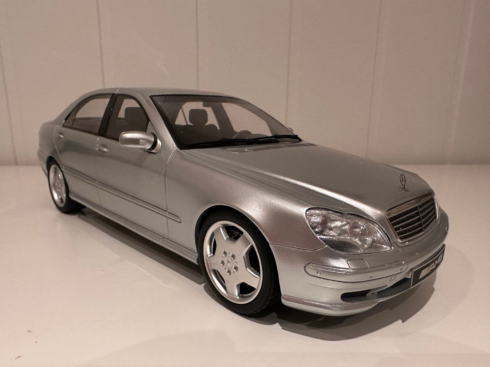 1:18 Mercedes-Benz S55 AMG Ottomobile | FINN torget