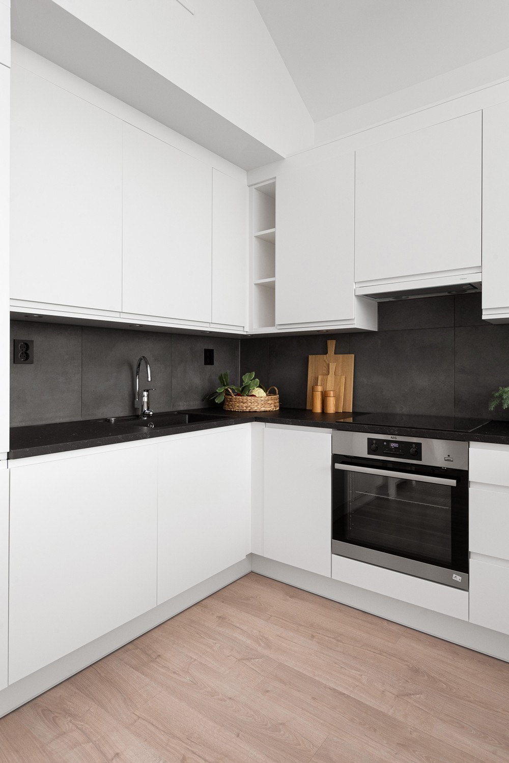 Innredningen har integrerte hvotevarer Galleribilde