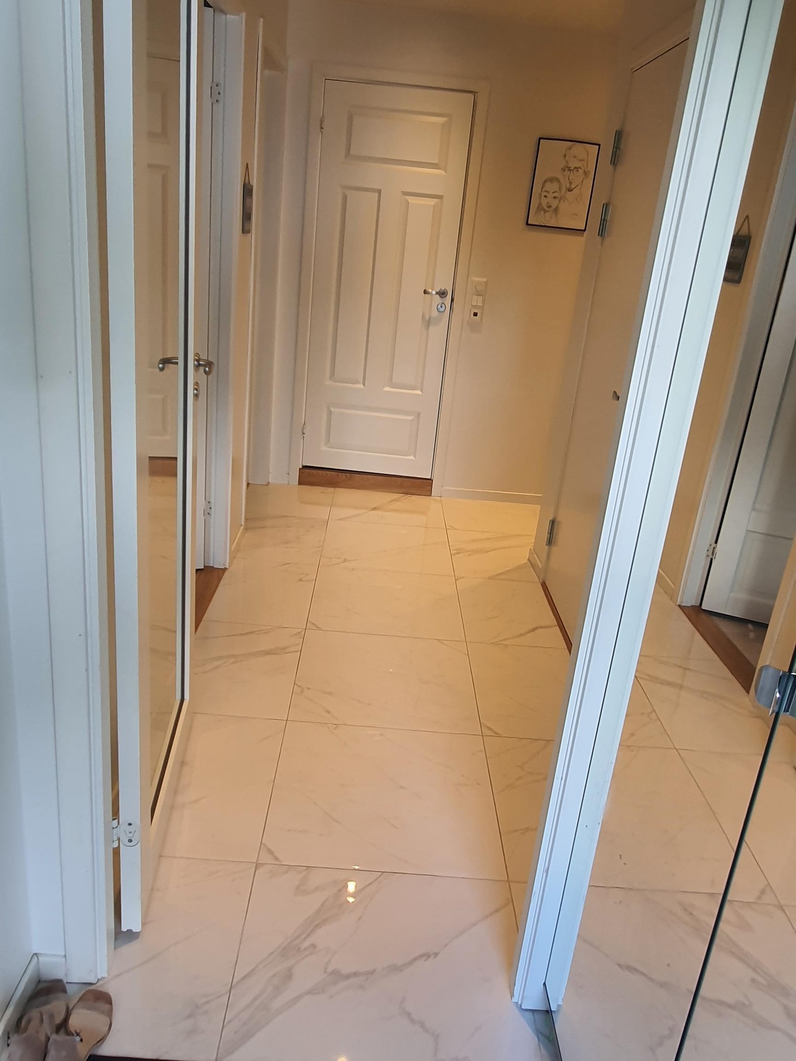 Intre og gangen, flis og varmekabel Galleribilde