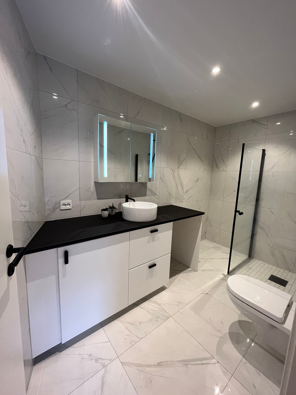 Stort og lekkert bad Galleribilde