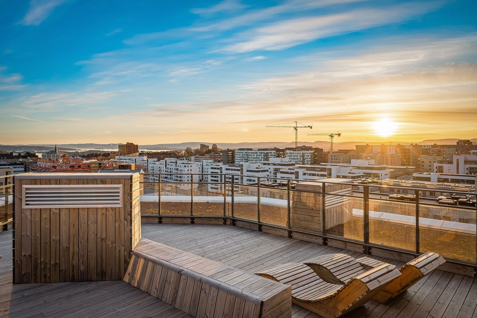 Felles takterrasse med sjøutsikt Galleribilde
