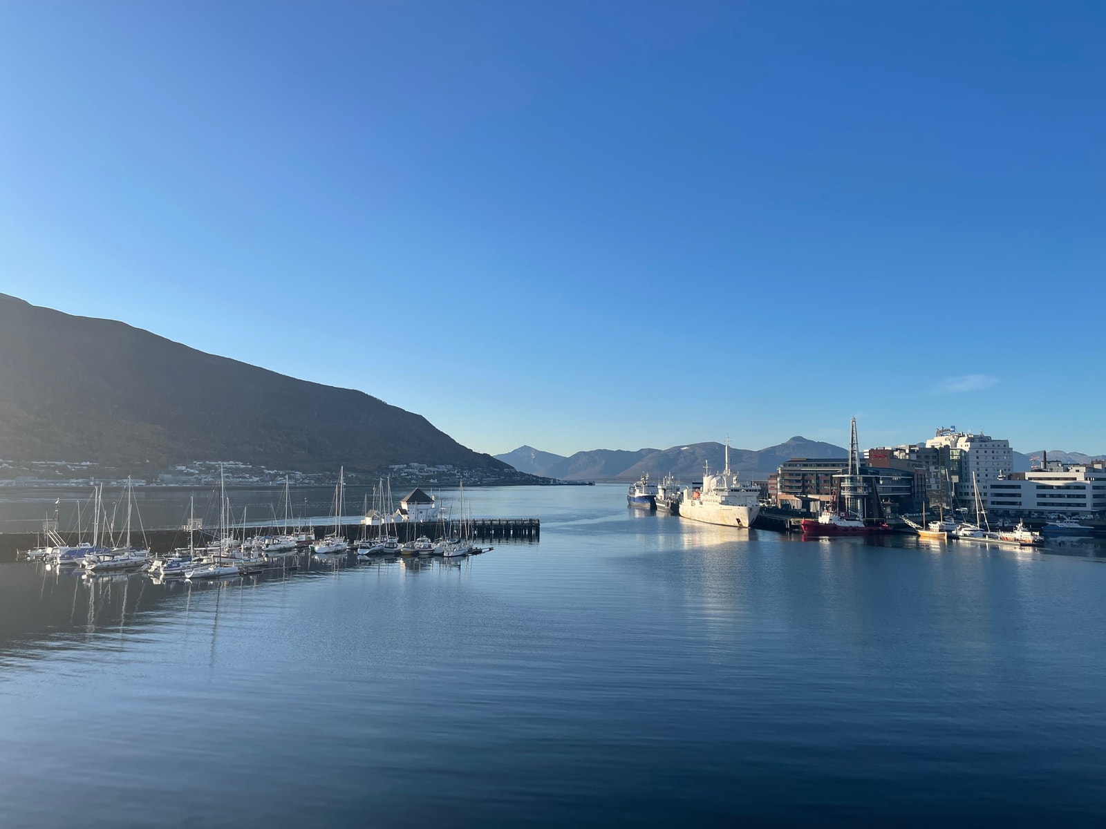 Utsikt mot Balsfjord Galleribilde