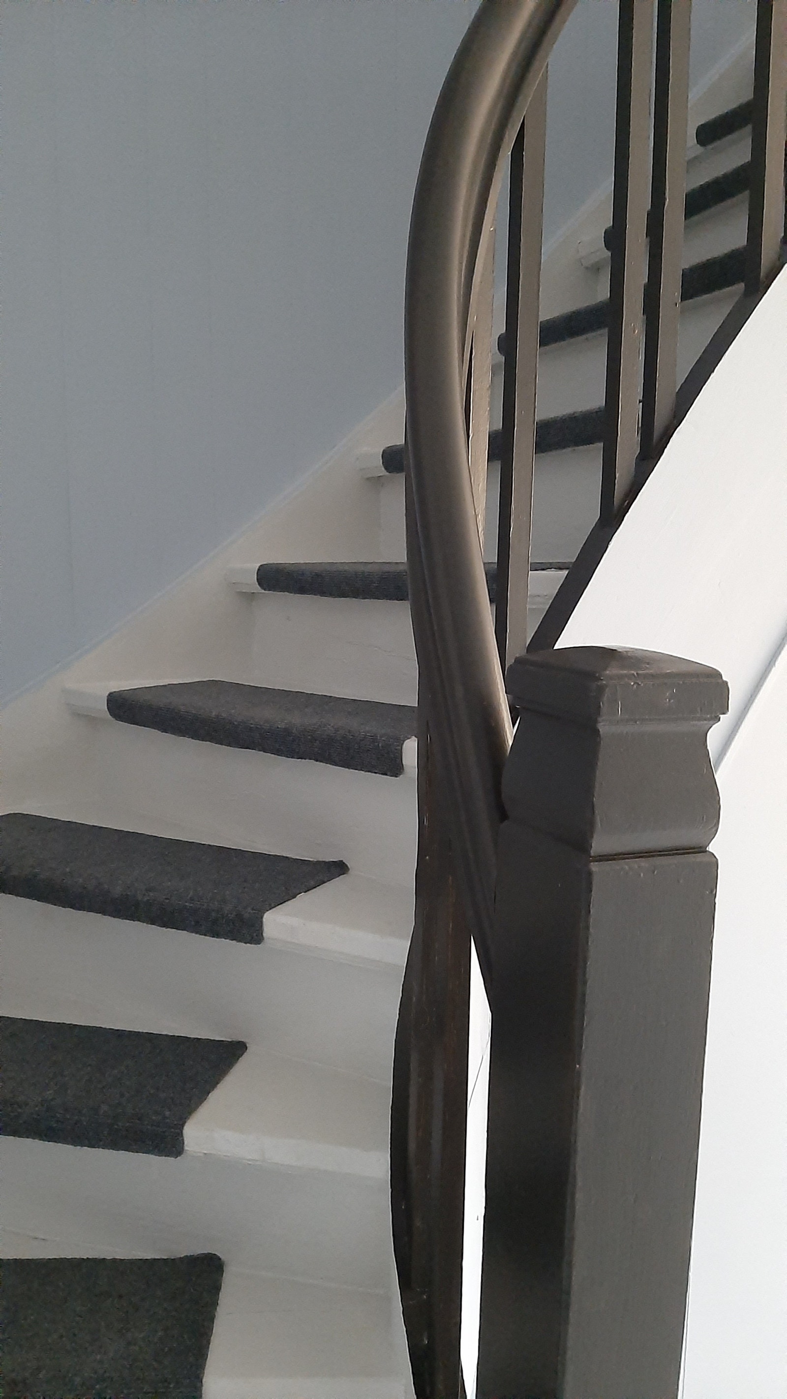 Trappa til 2. etasje Galleribilde