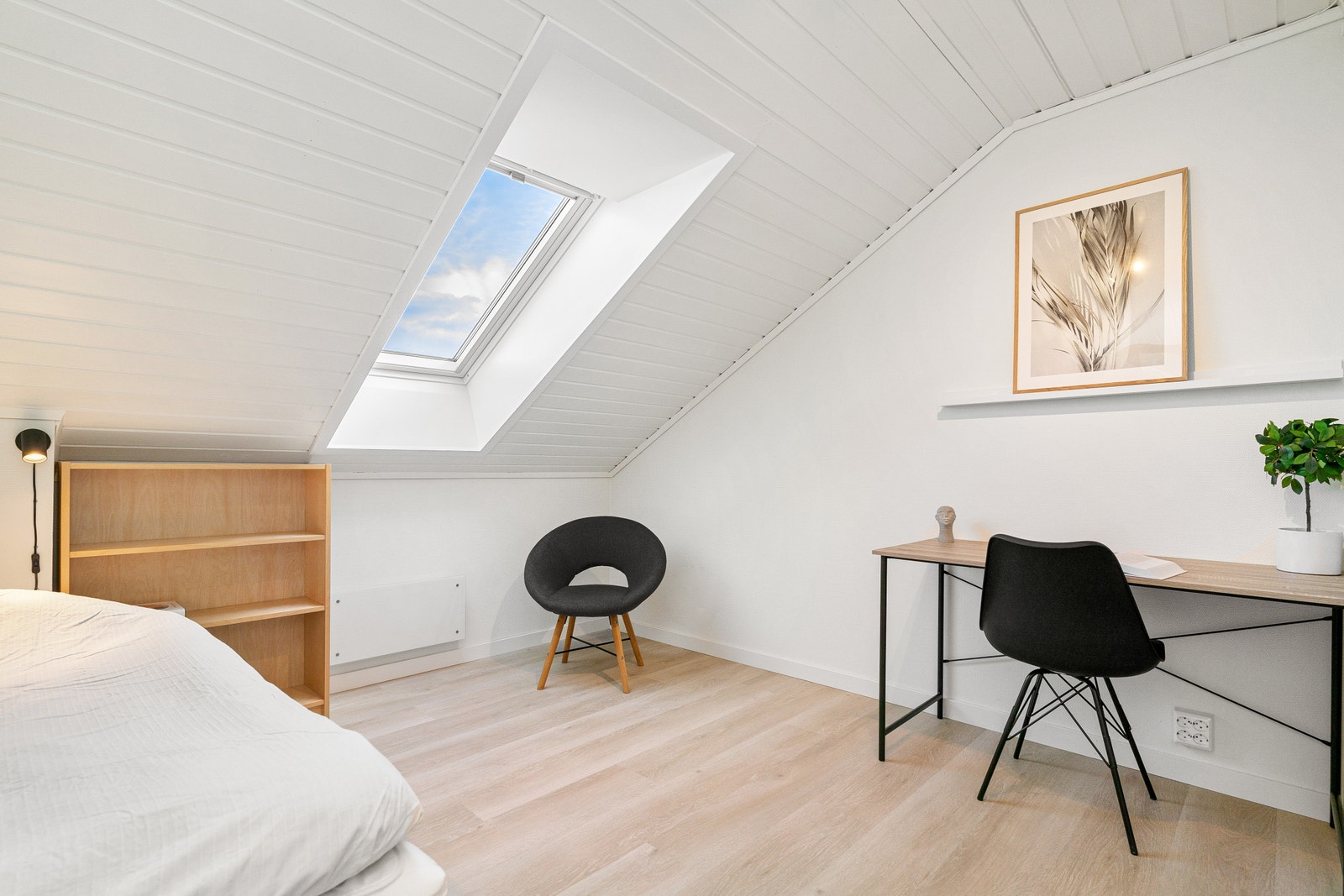 Soverom 5 LEDIG Galleribilde