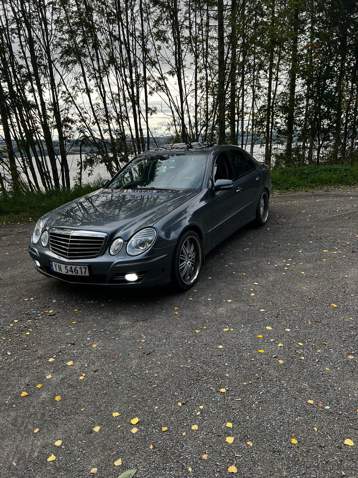 Mercedes-Benz E-Klasse E 220 CDI 2.1-170 D 2