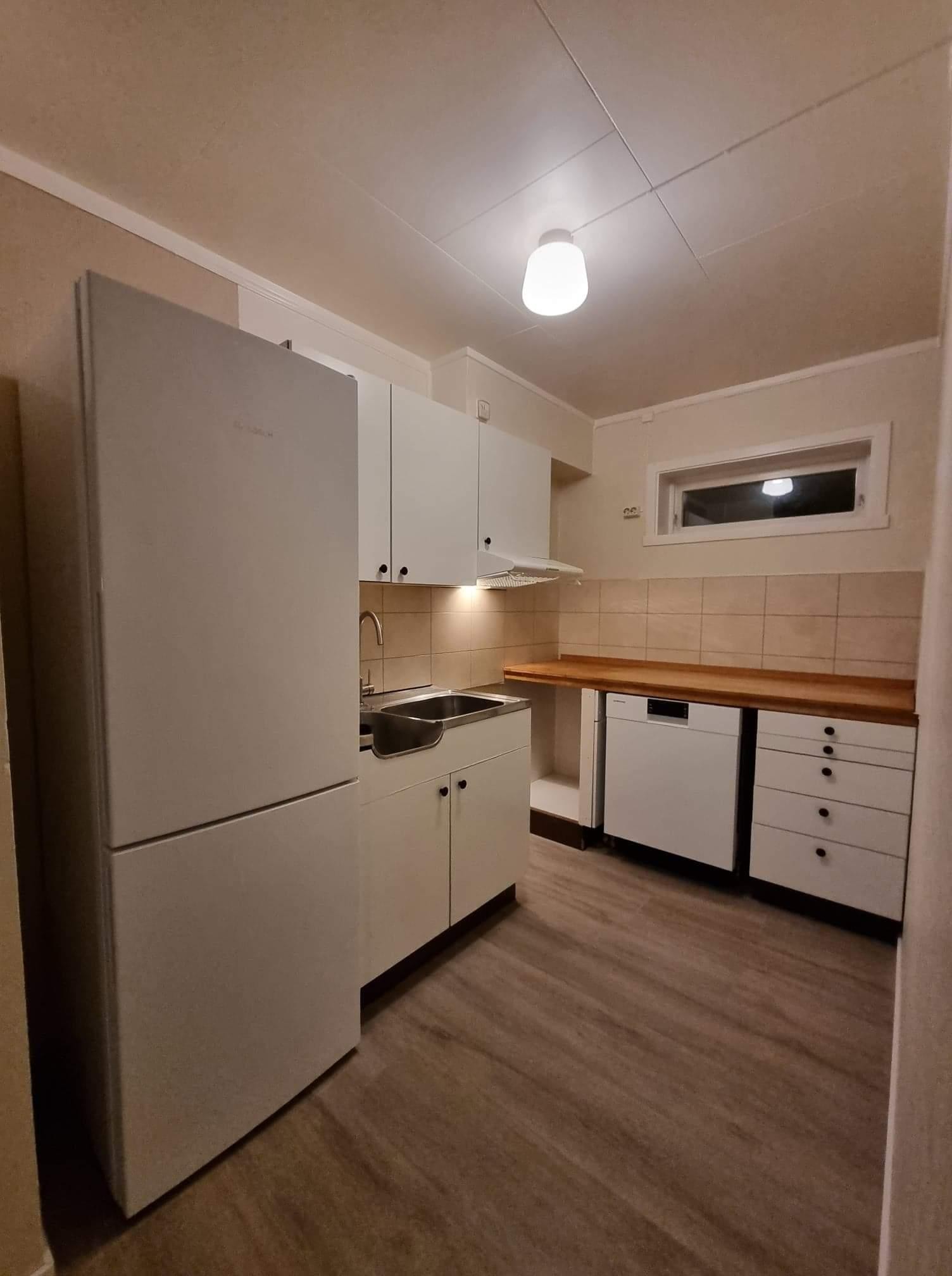 Kjøkken, hvitevarer er inkludert Galleribilde