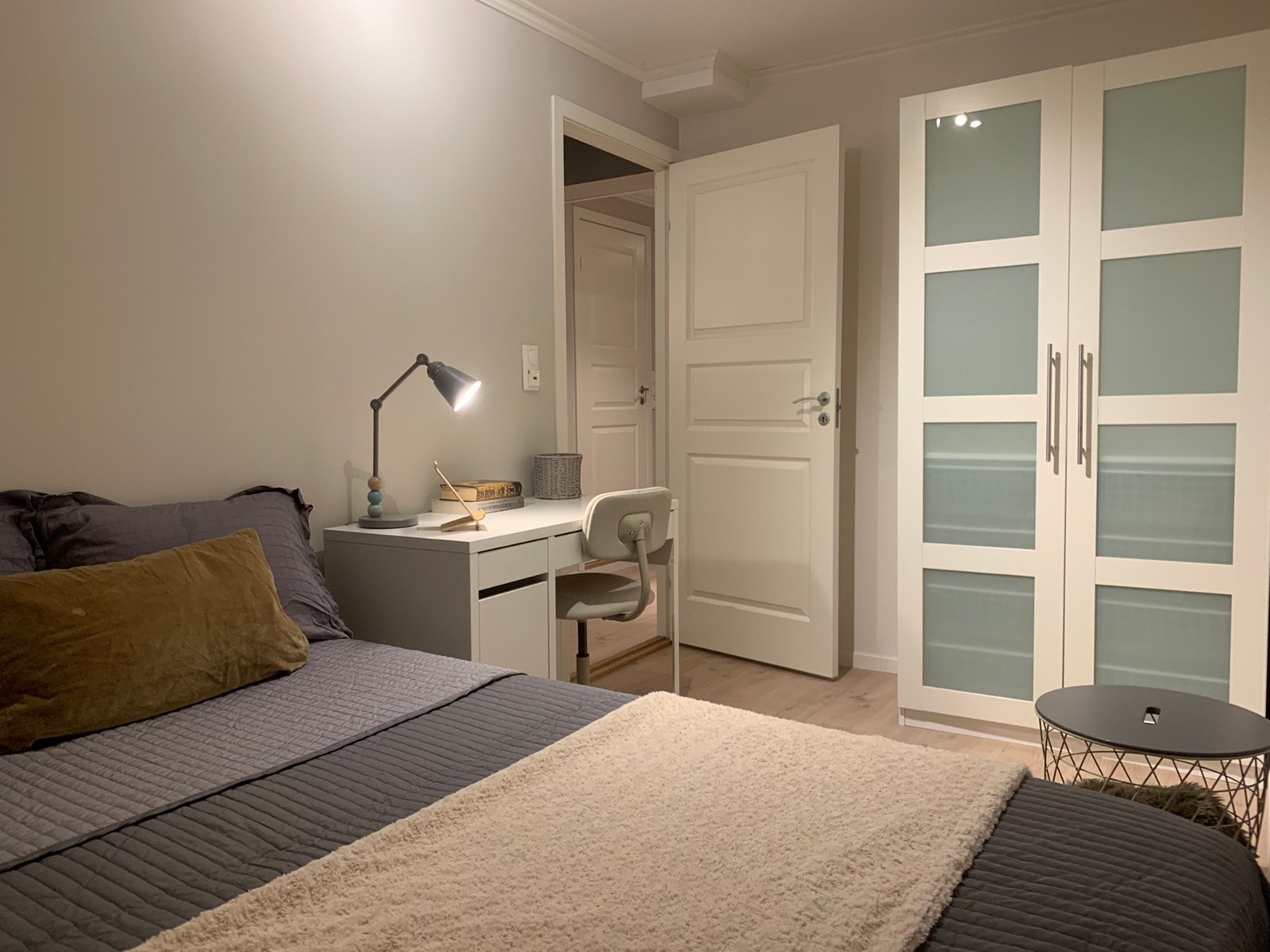 Rom 1 (seng 1,40m), utleid Galleribilde