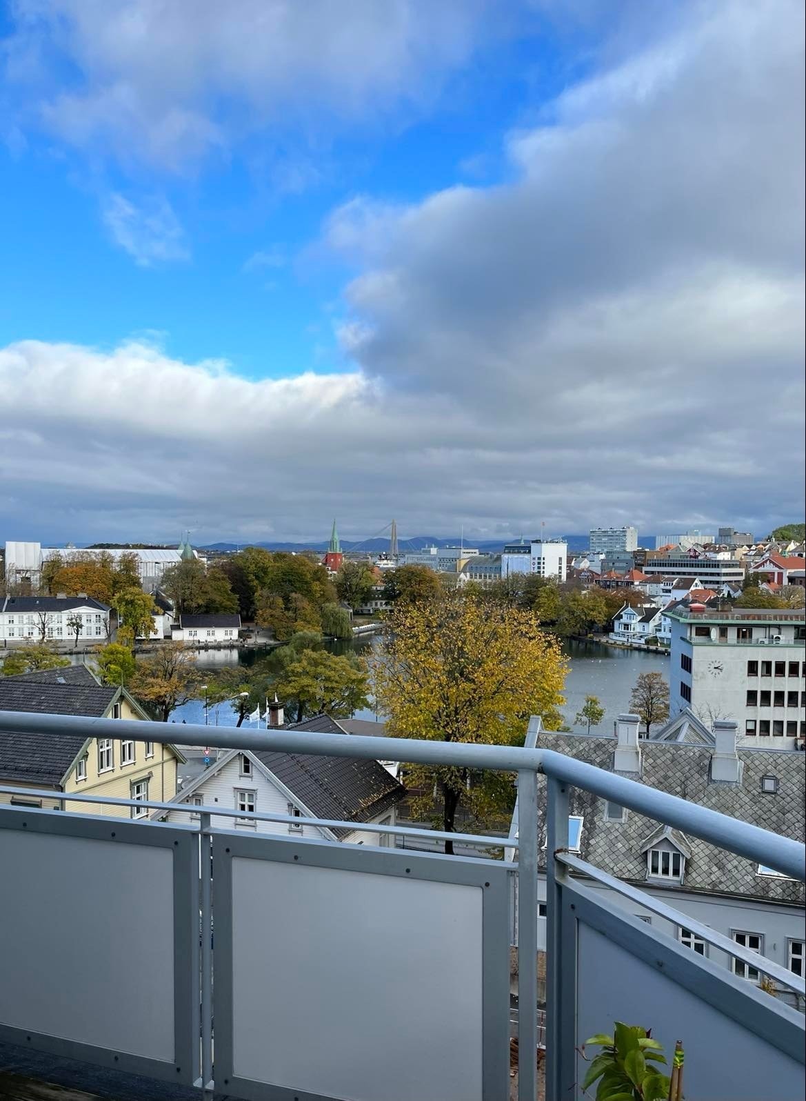 Utsikt fra terrasse Galleribilde
