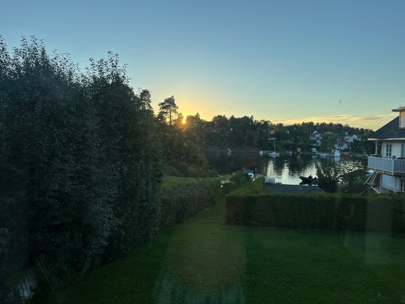 Solnedgang ca kl 22 Galleribilde