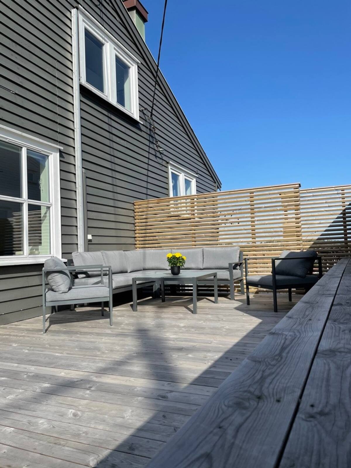 Romslig terrasse! Galleribilde