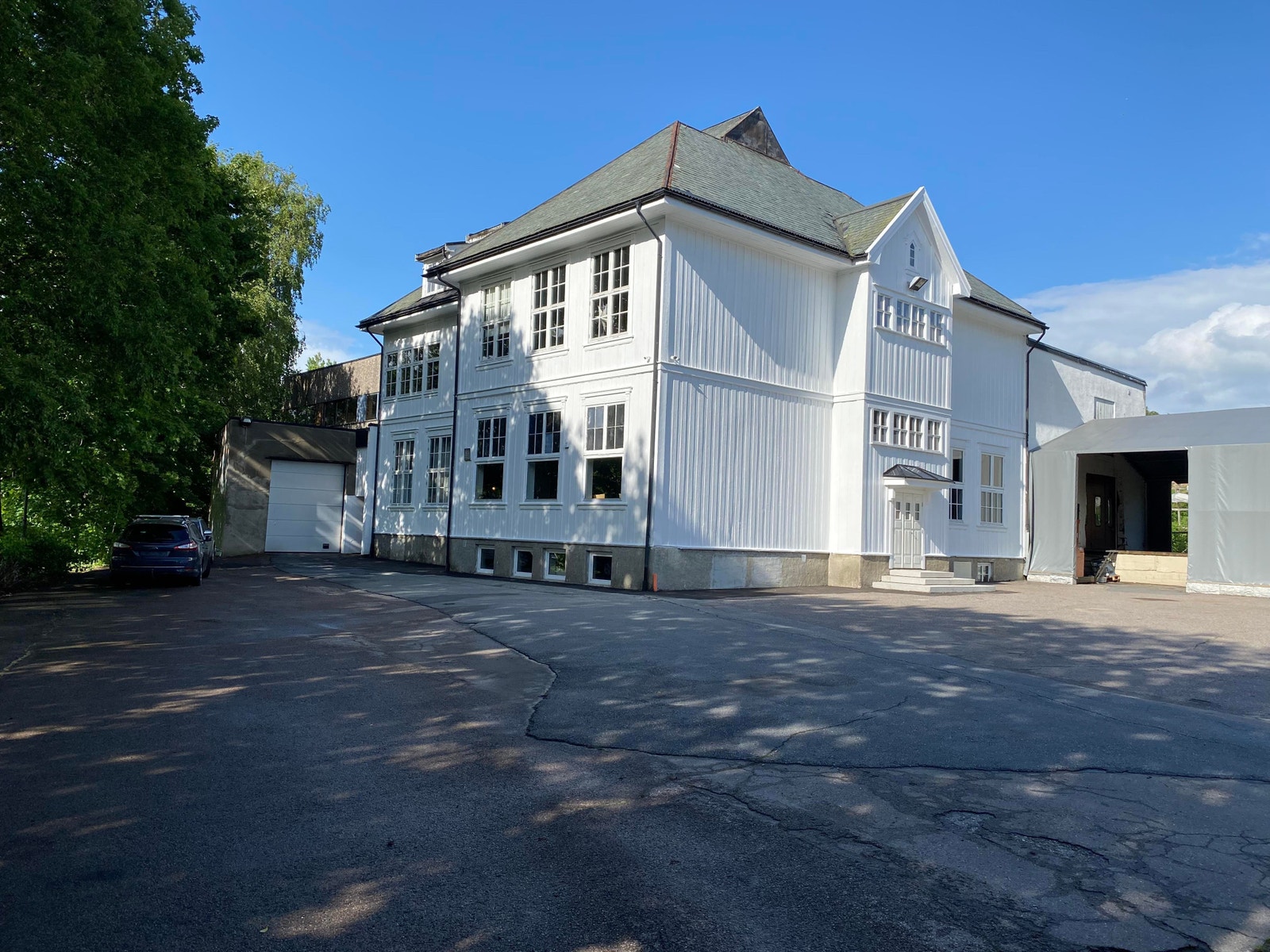 Fasade sydvest Galleribilde