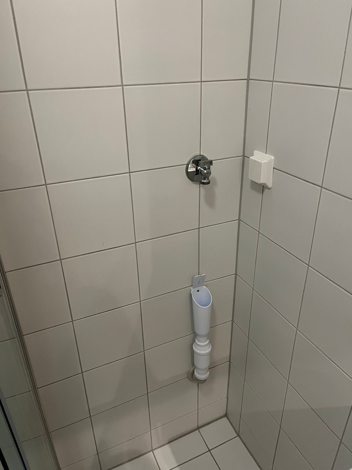 Opplegg for vaskemaskin - er nå utstyrt med toppmatet vaskemaskin Galleribilde
